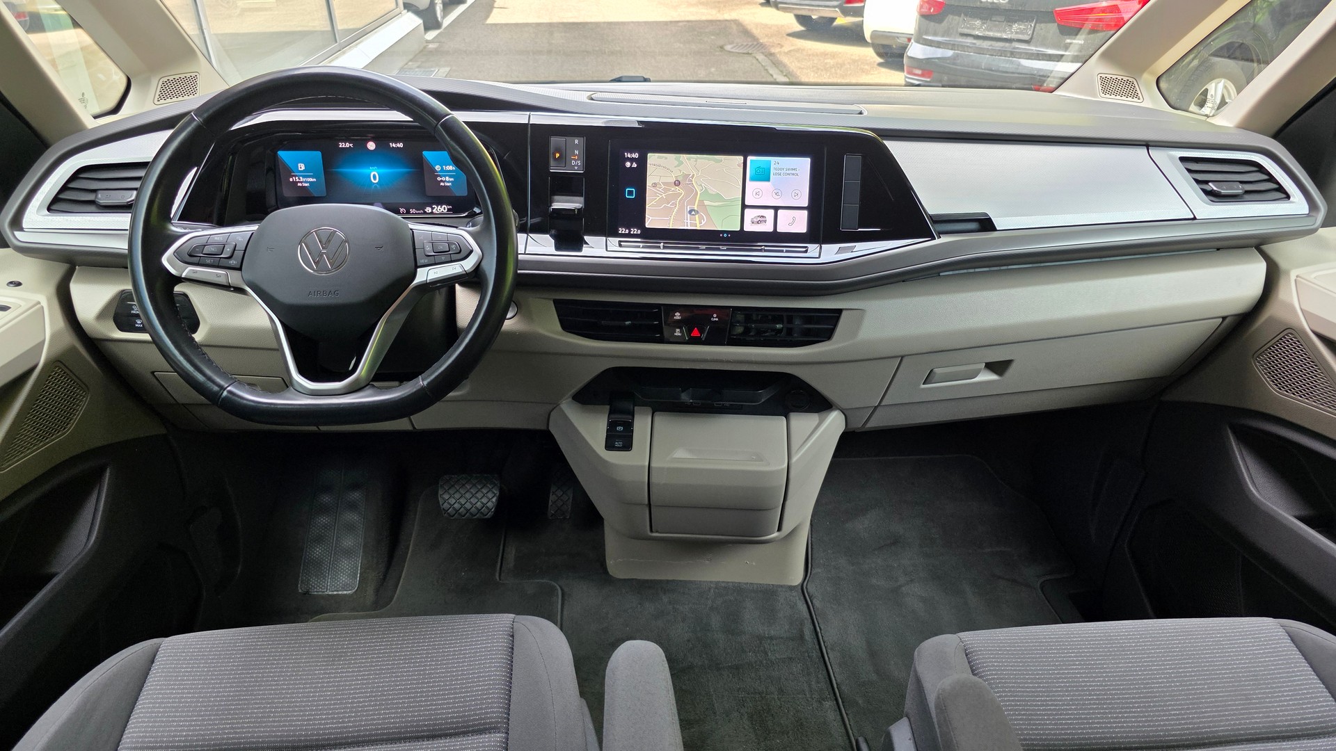 VW T7 Multivan 2.0 TDI Liberty DSG Langversion-image-19