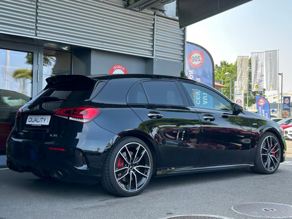 MERCEDES-BENZ A 35 AMG 4Matic Speedshift-image-2