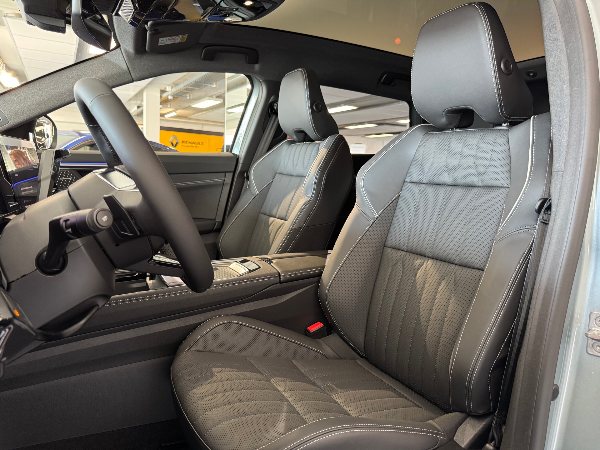 RENAULT Espace Full Hybrid E-Tech iconic full hybrid E-Tech 200 - 5 Seater-image-15