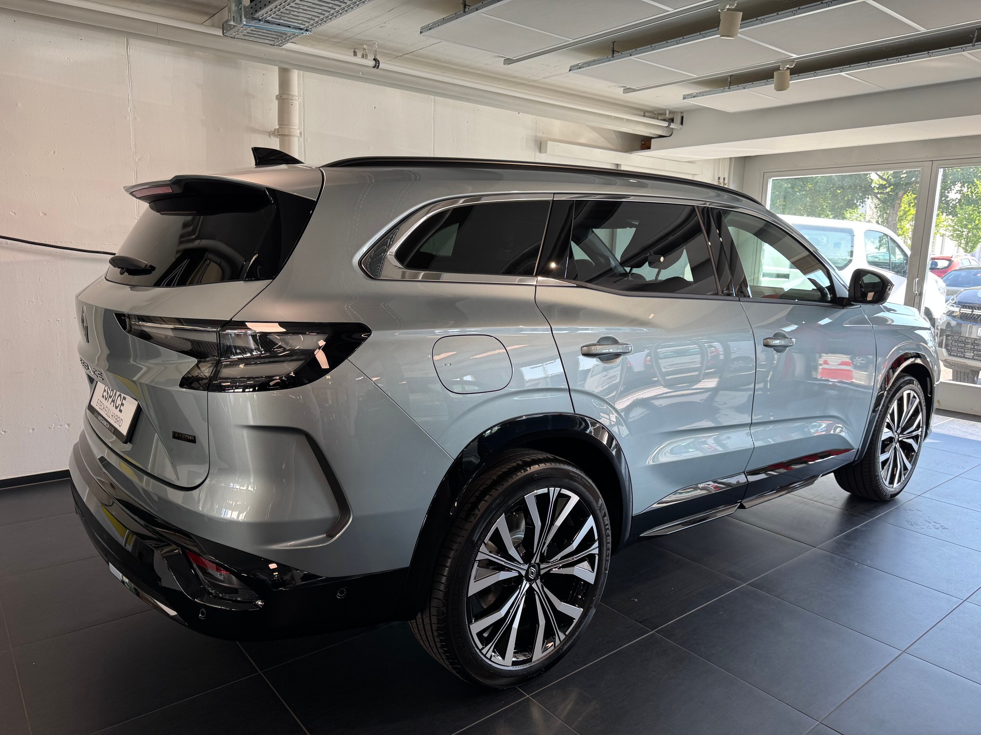 RENAULT Espace Full Hybrid E-Tech iconic full hybrid E-Tech 200 - 5 Seater-image-6