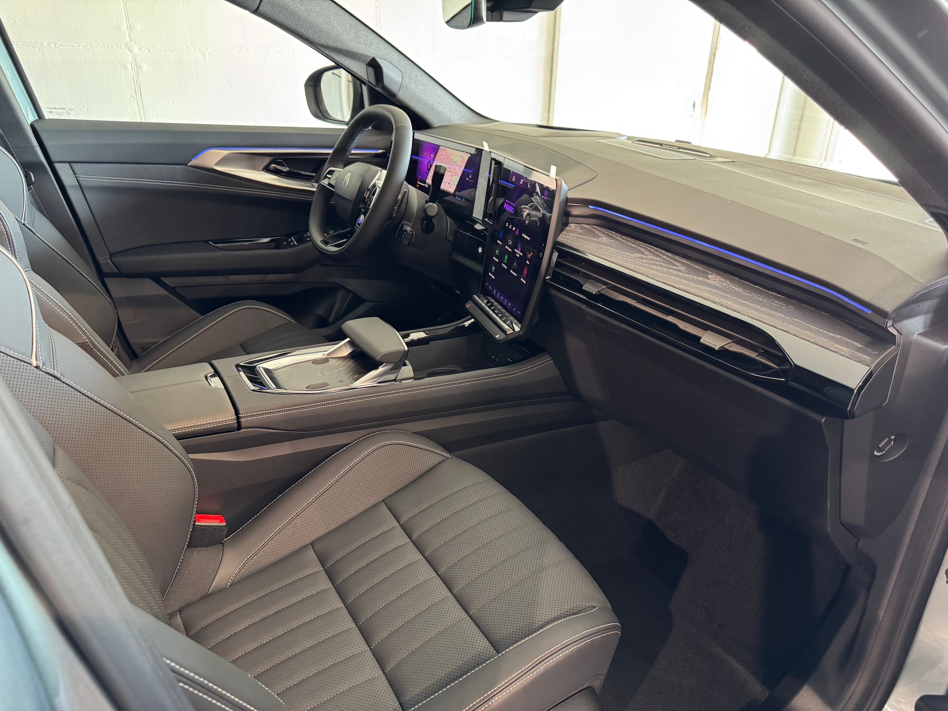 RENAULT Espace Full Hybrid E-Tech iconic full hybrid E-Tech 200 - 5 Seater-image-30