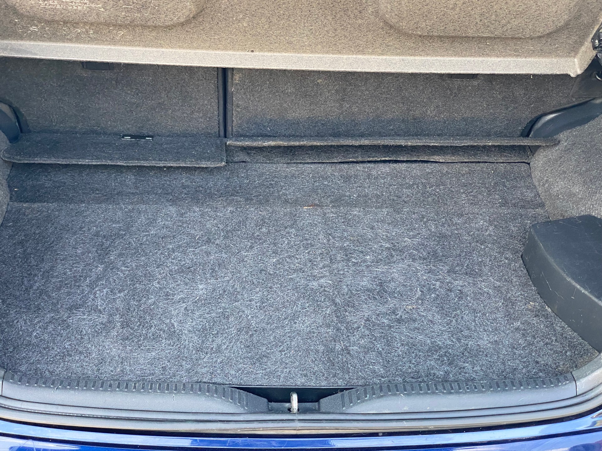 TOYOTA AURIS-image-8