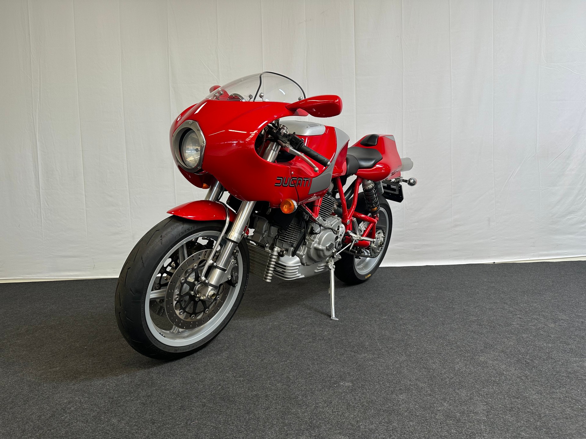 DUCATI MH 900e-showroom-element-3