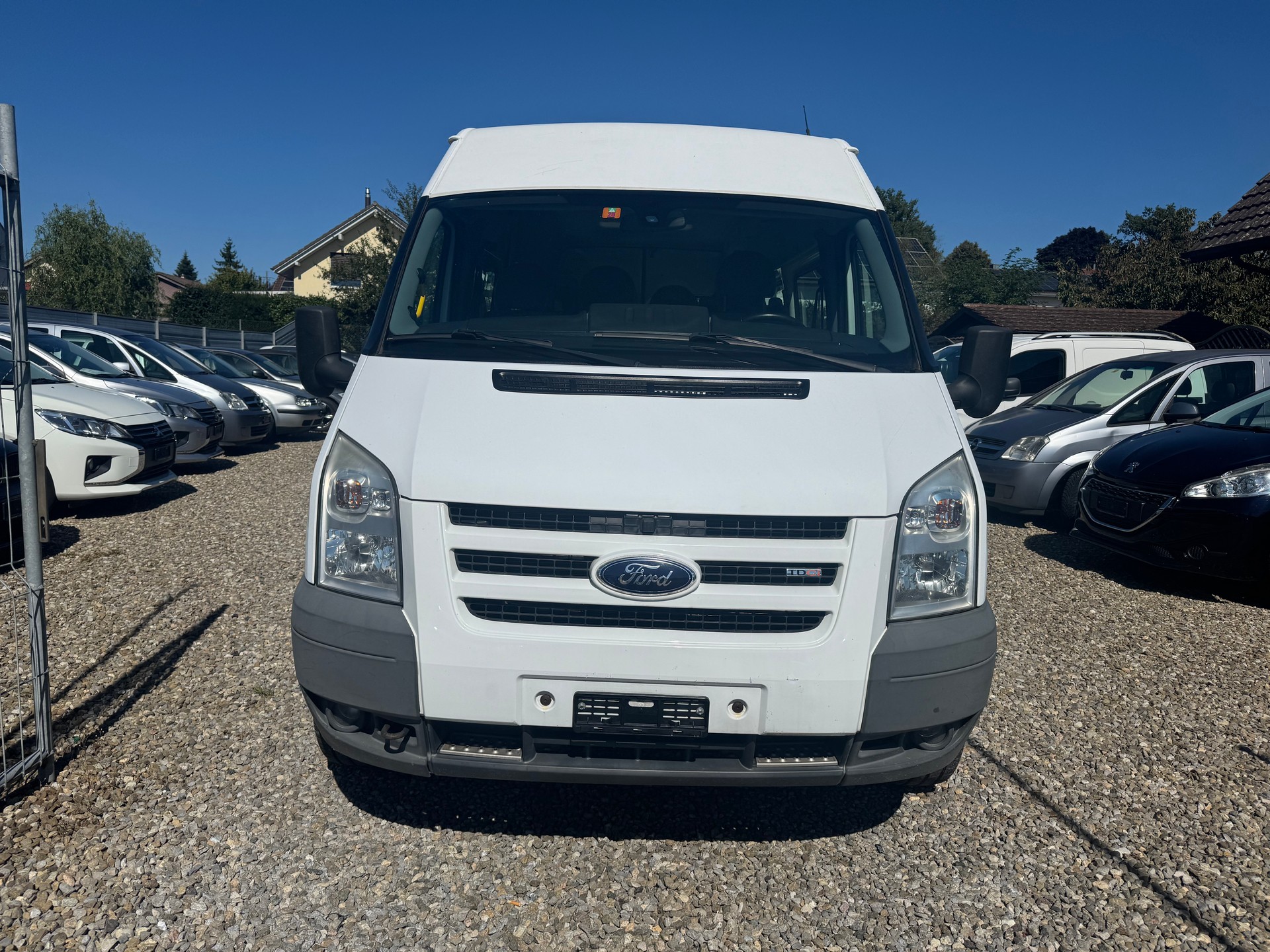 FORD Transit 2.4 TDCi 430XL Trend 17Pl.-image-0