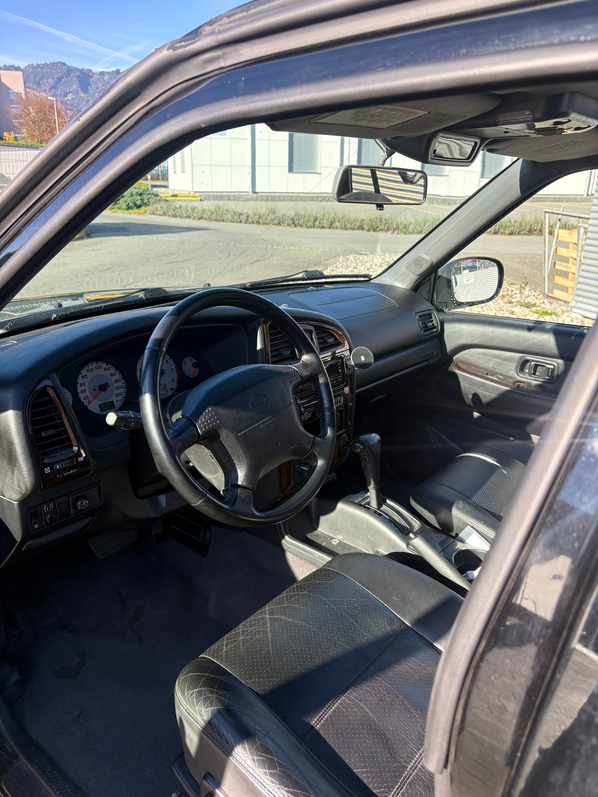 NISSAN Pathfinder 3.5 Exec. V6-image-5