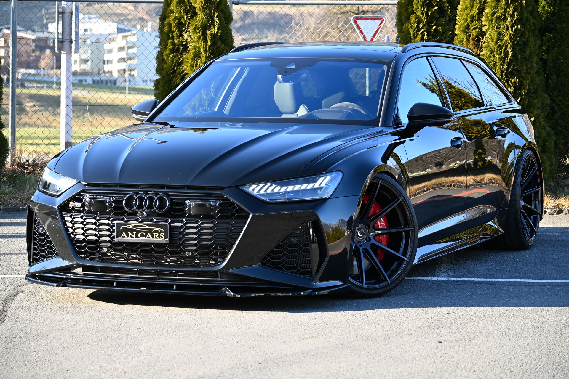 AUDI BRUTALER RS6 Avant 4.0 TFSI V8 Quattro TOP ANGEBOT MIT TIEFERLEGUNG UVM..-image-1