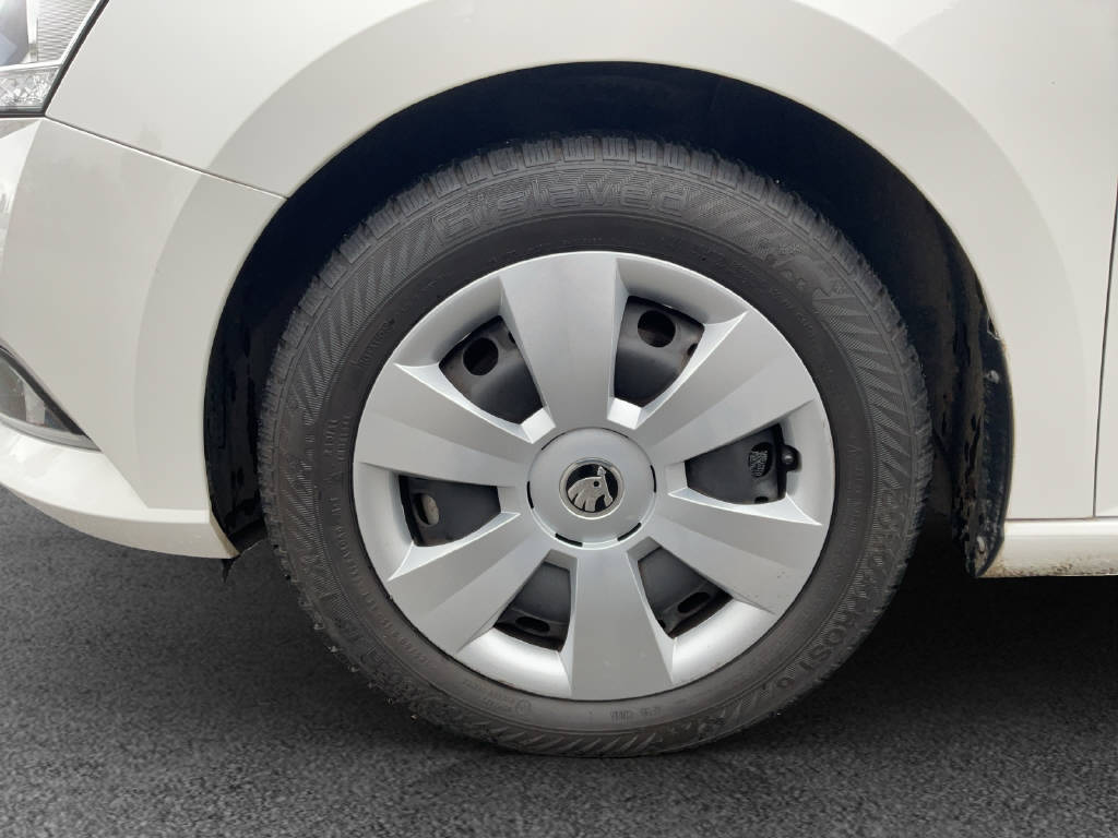 SKODA Fabia 1.0 TSI Ambition DSG-image-13