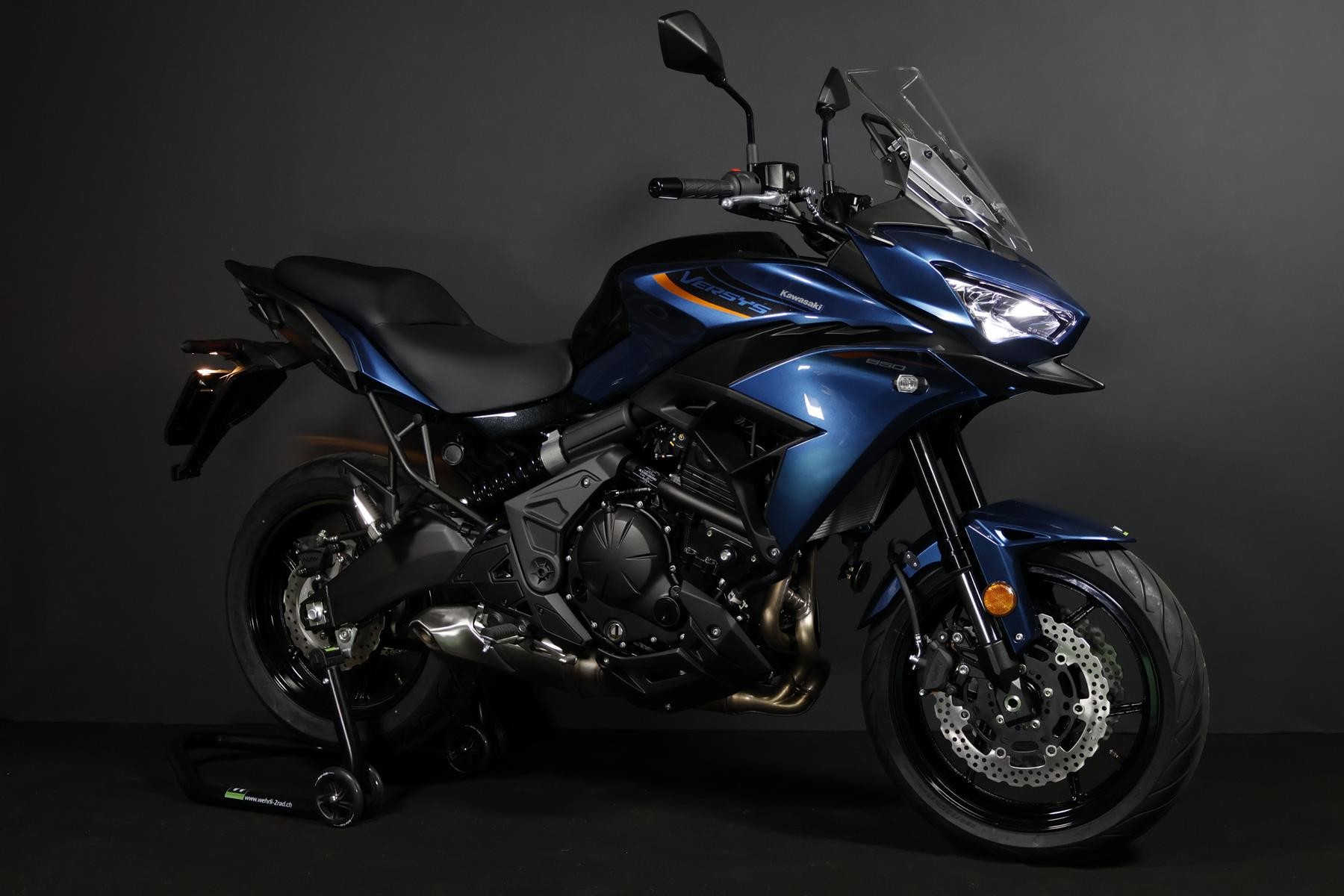 KAWASAKI Versys 650 (50/35 KW)-showroom-element-1