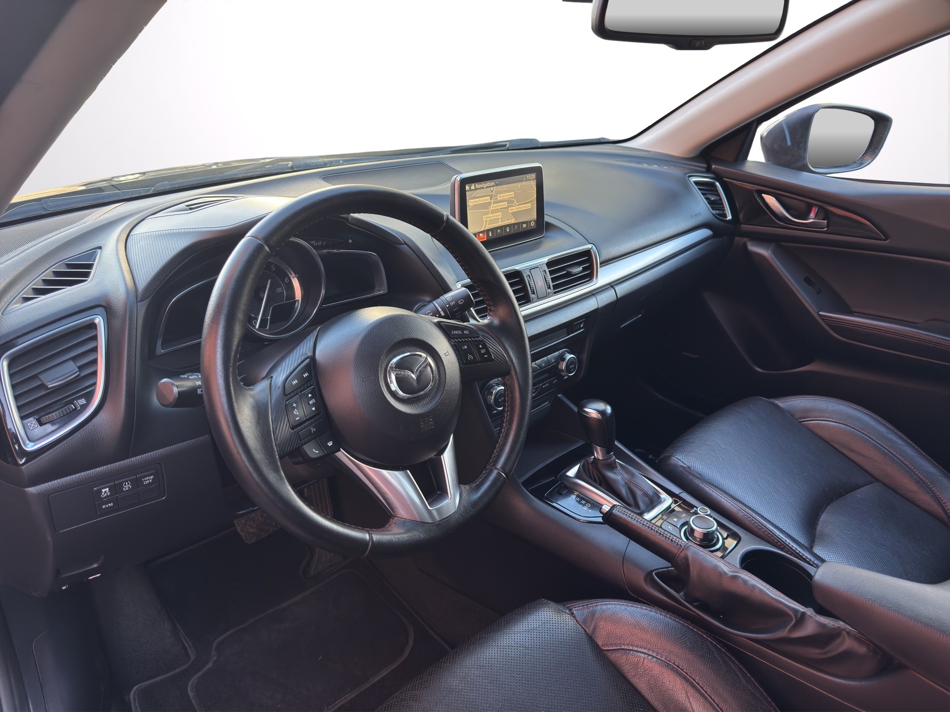 MAZDA 3 2.2 16V CD Revolution Activematic-image-10