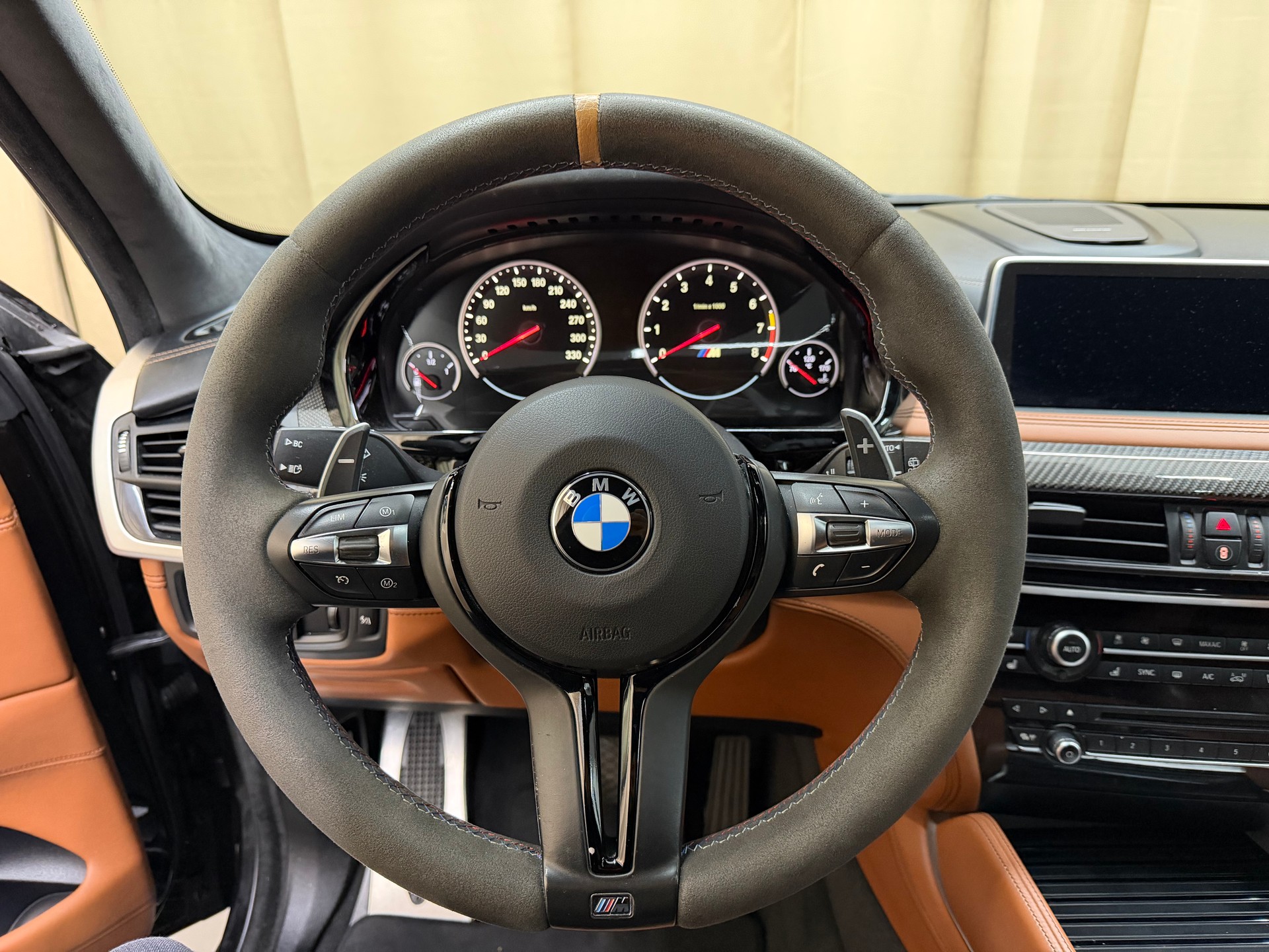 BMW X5M Steptronic-image-8