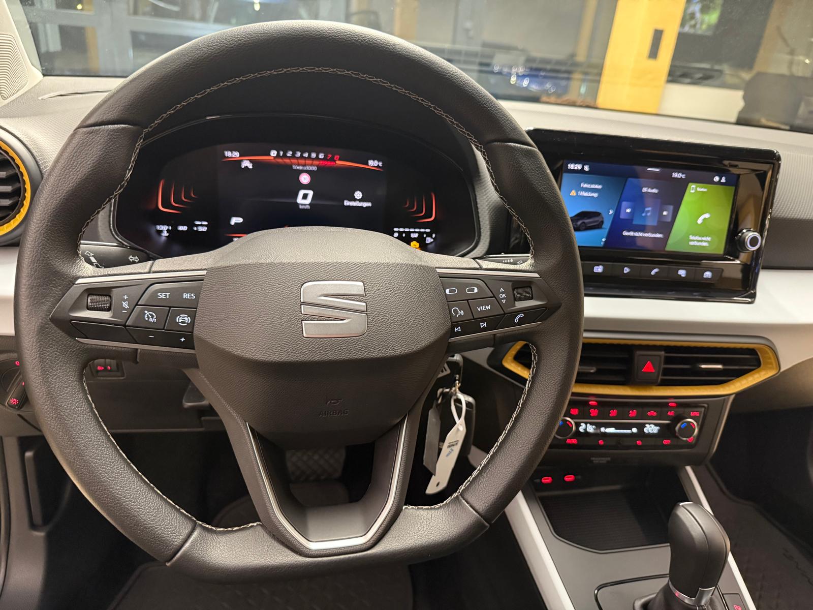 SEAT Arona 1.0 TSI Eco GO DSG-image-15