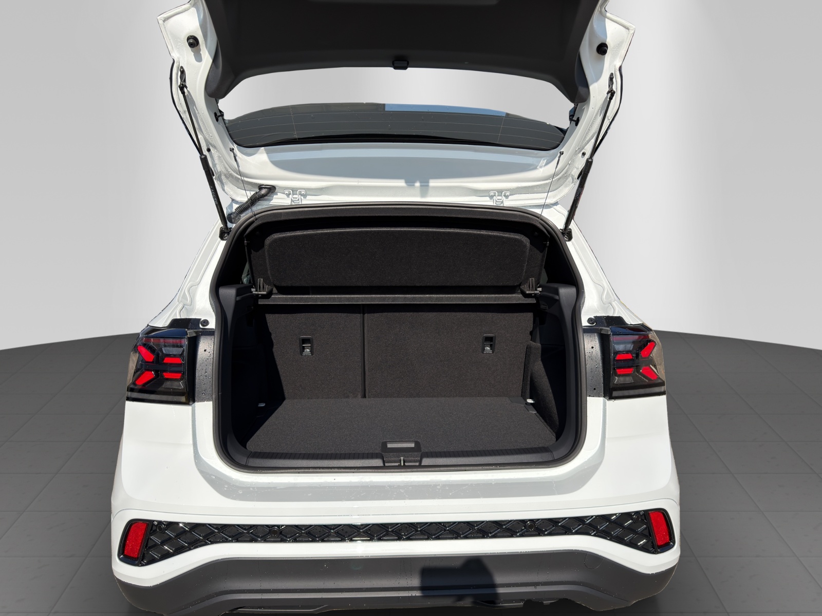 VW T-Cross 1.5 TSI EVO ACT R-Line DSG-image-11