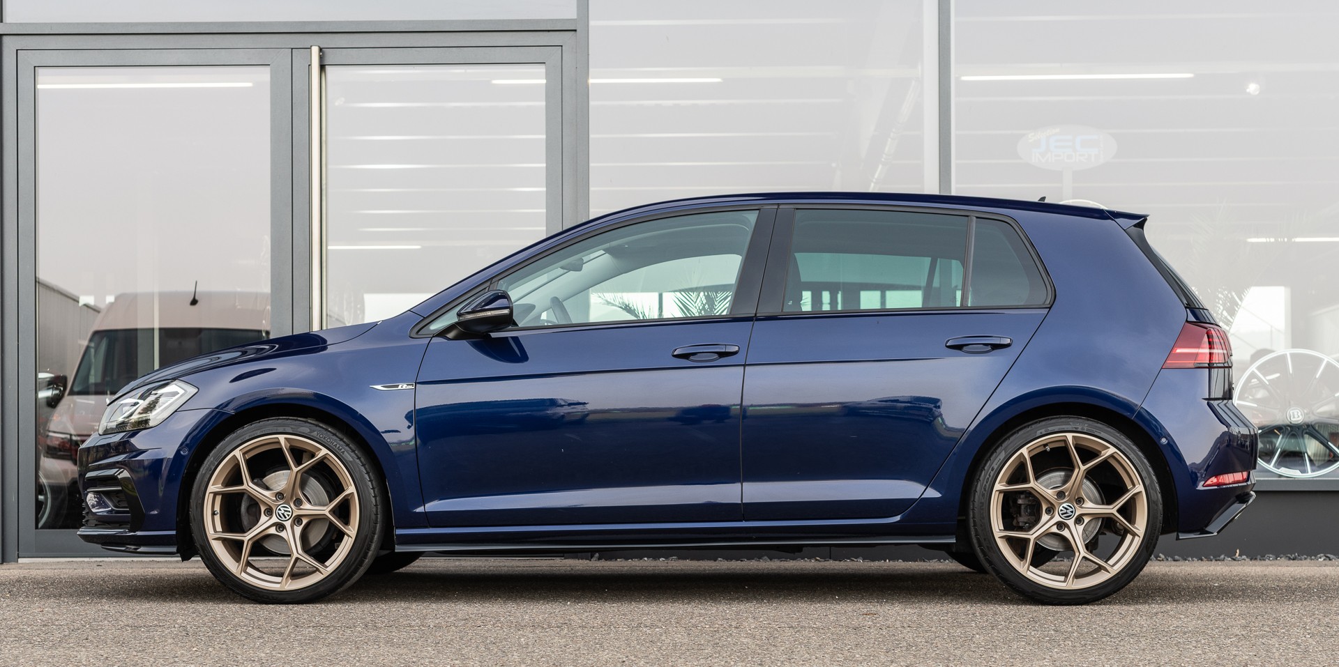 VW Golf 1.5 TSI R Line EVO Comfort-image-0
