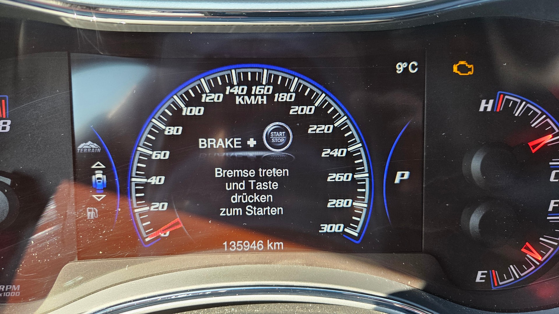 JEEP Grand Cherokee 6.4 V8 HEMI SRT8 Automatic-image-9