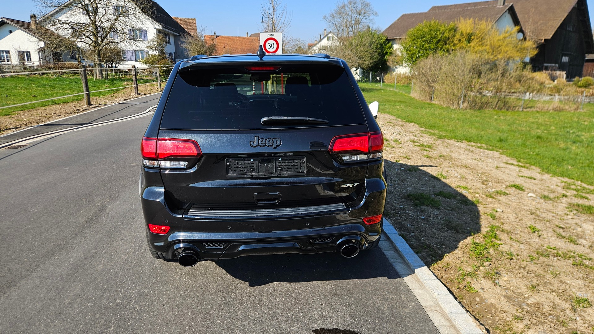 JEEP Grand Cherokee 6.4 V8 HEMI SRT8 Automatic-image-6
