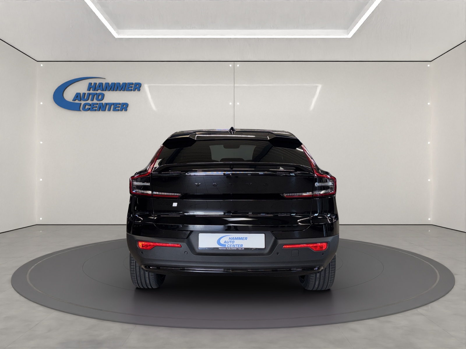 VOLVO EC40 Twin Performance Black Edition AWD-image-3