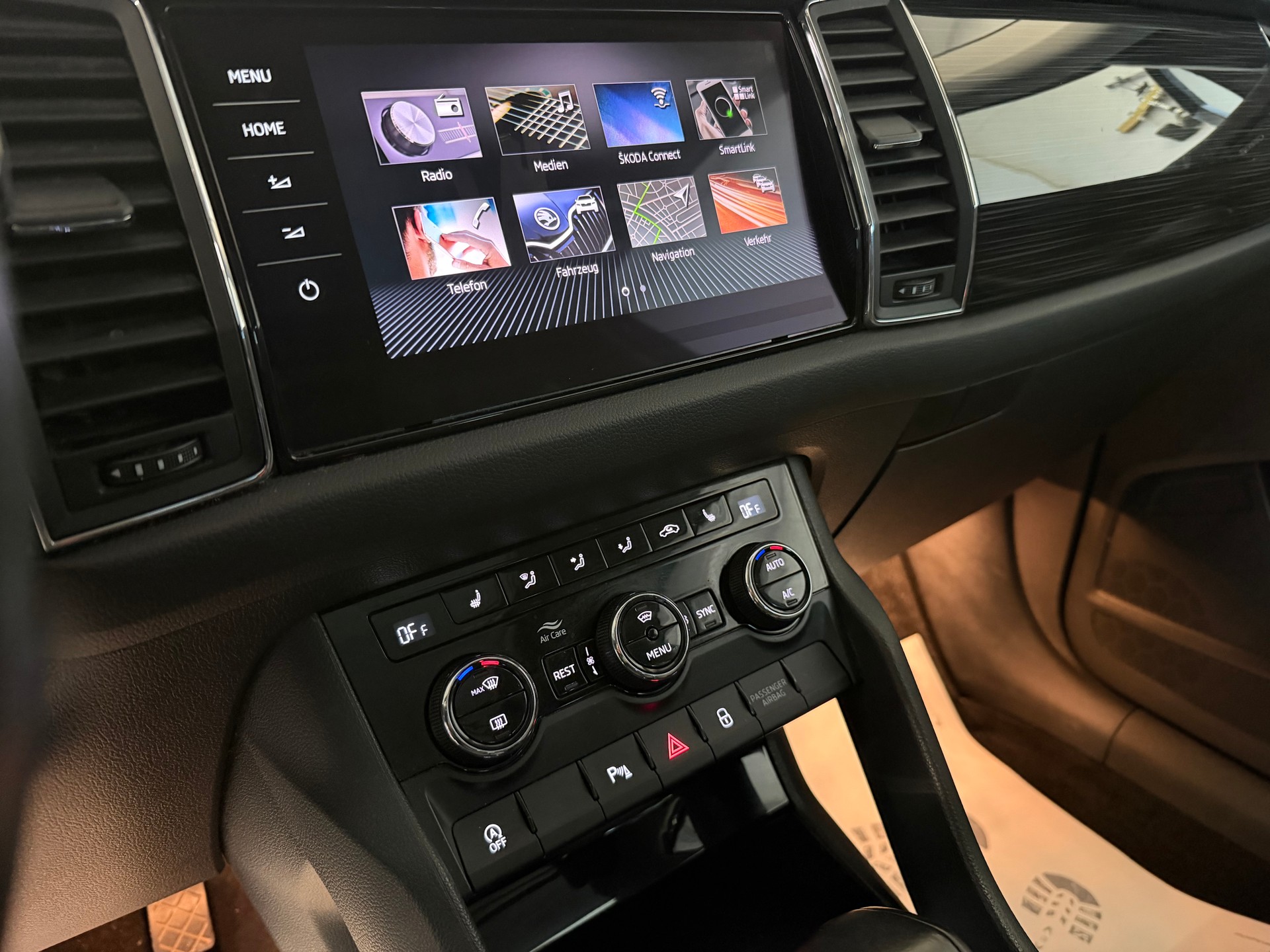 SKODA Kodiaq 2.0 TSI 4x4 Style-image-11