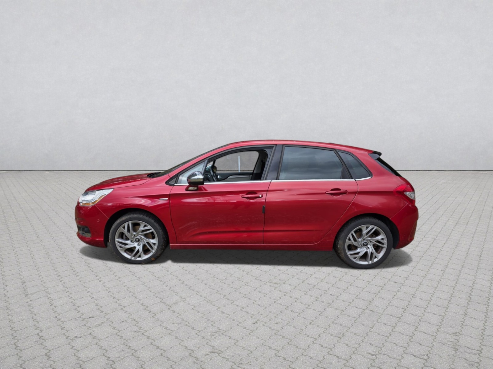 CITROEN C4 Berline 1.6 THP Exclusive EGS6-image-6