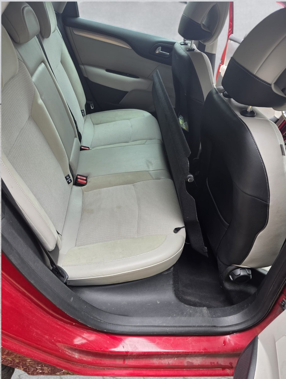 CITROEN C4 Berline 1.6 THP Exclusive EGS6-image-11