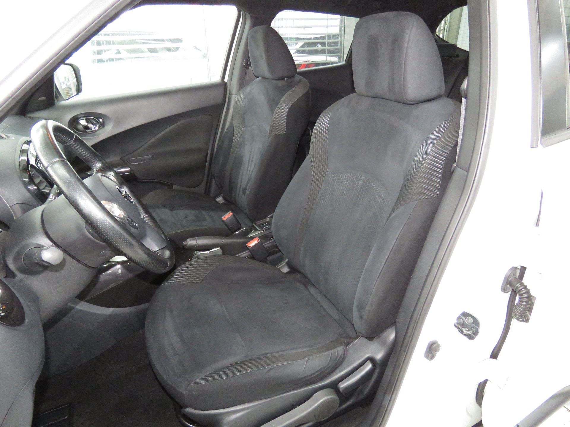 NISSAN Juke 1.2 DIG-T tekna-image-7