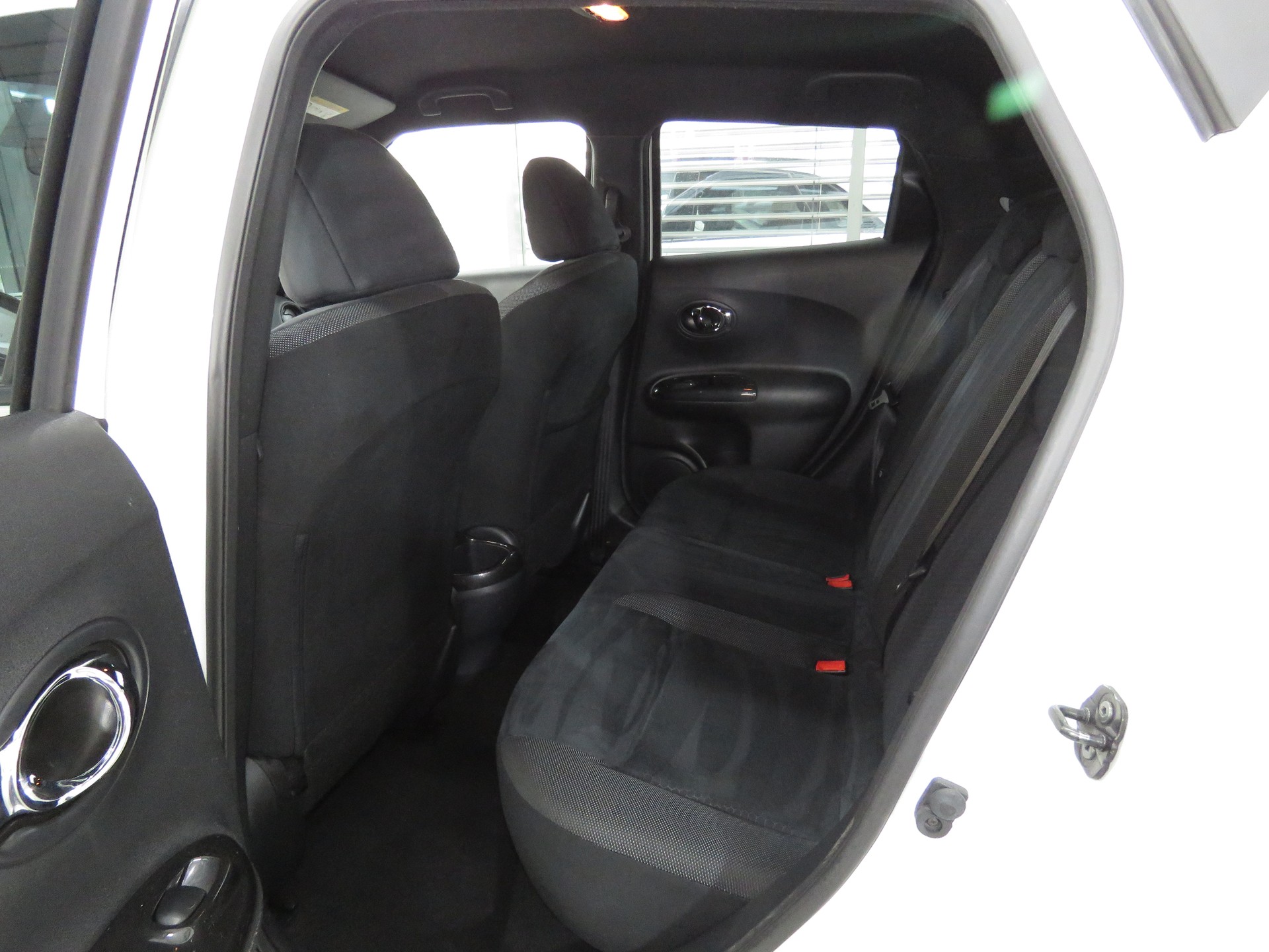 NISSAN Juke 1.2 DIG-T tekna-image-8