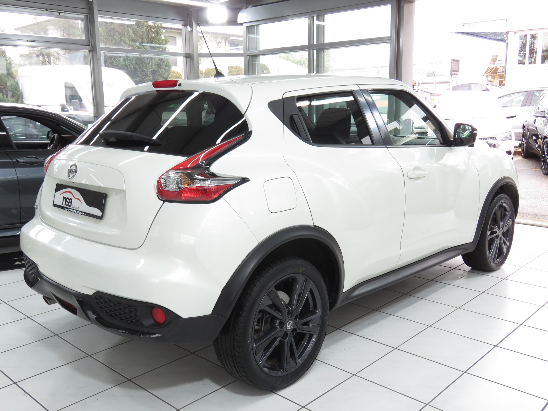 NISSAN Juke 1.2 DIG-T tekna-image-3