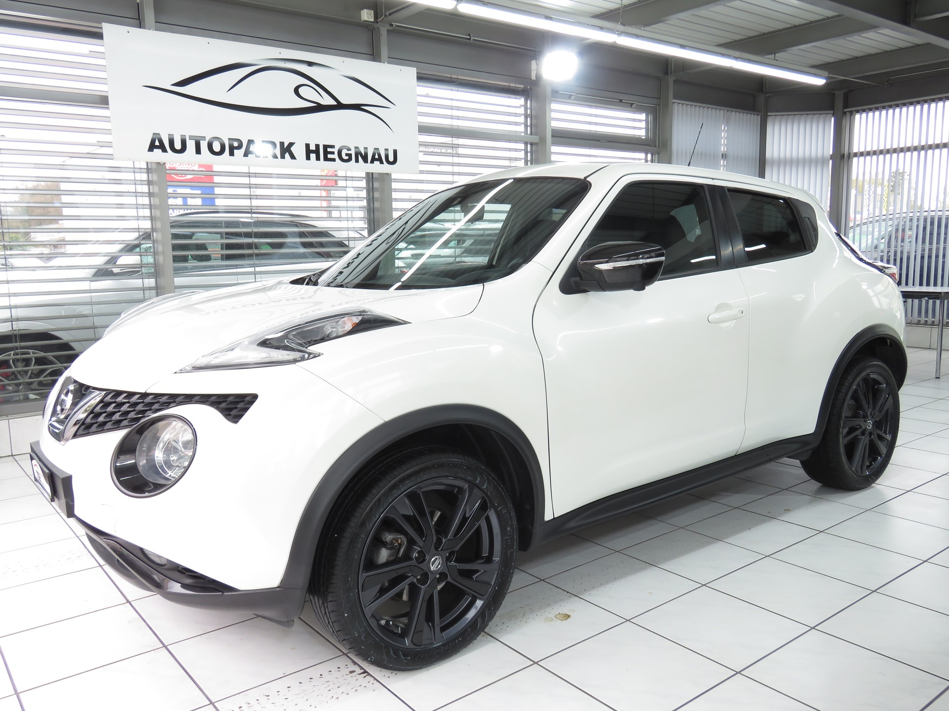 NISSAN Juke 1.2 DIG-T tekna-image-0