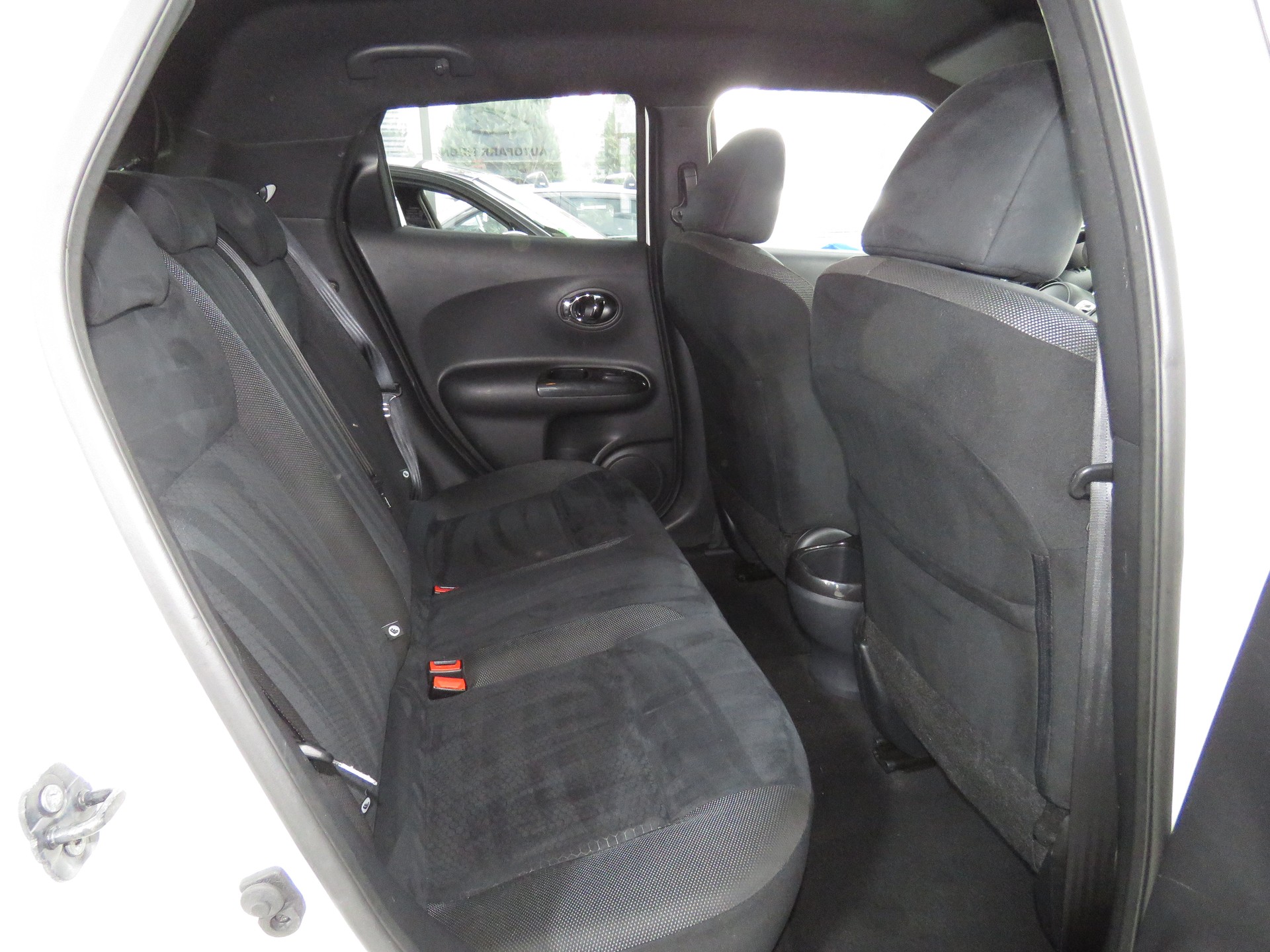 NISSAN Juke 1.2 DIG-T tekna-image-12