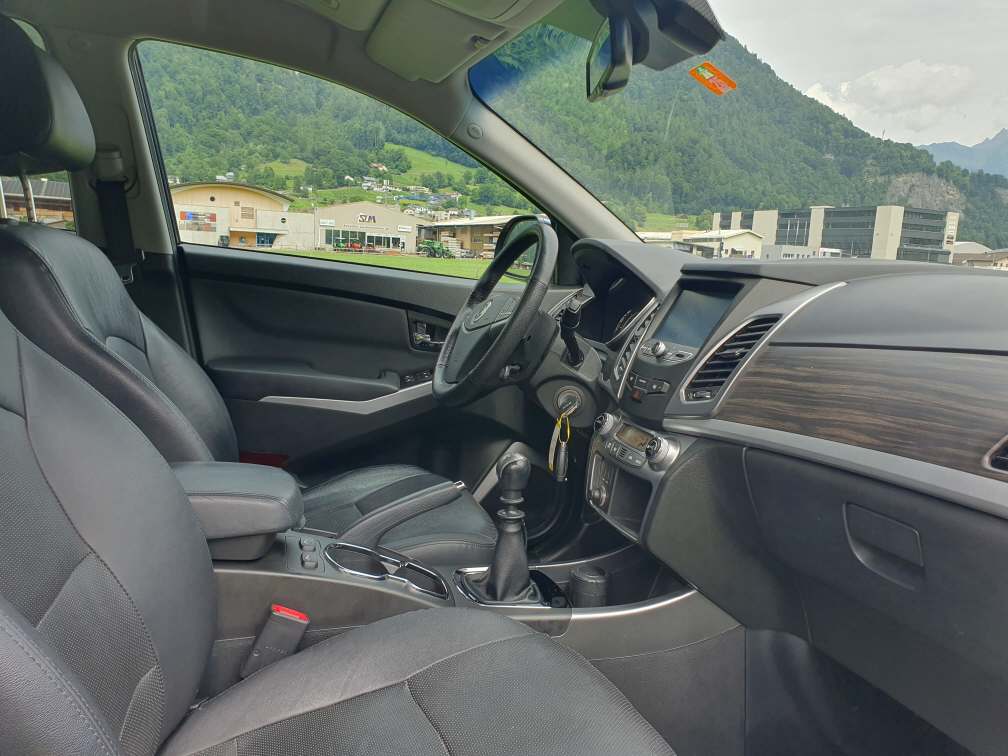 KGM-SsangYong Korando 2.2 e-XDi Sapphire 4WD-image-8