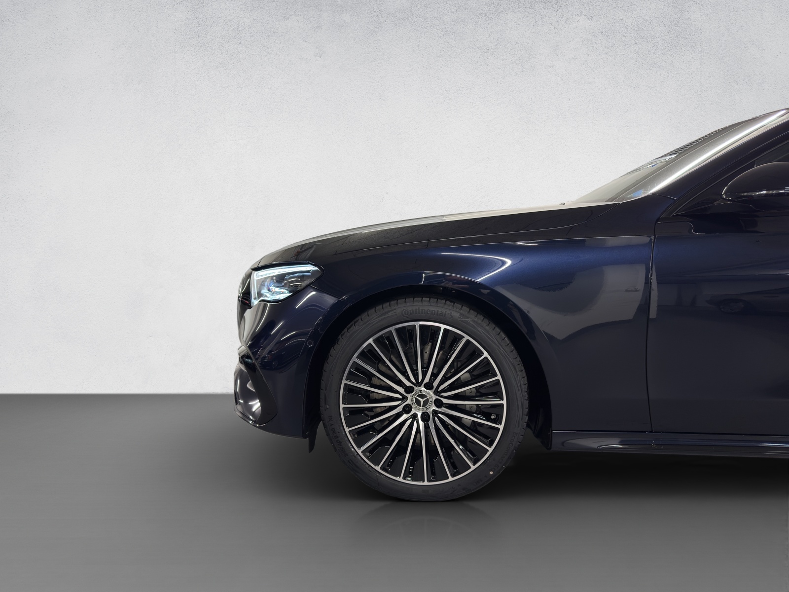 MERCEDES-BENZ E 220 d AMG Line 4Matic-image-7