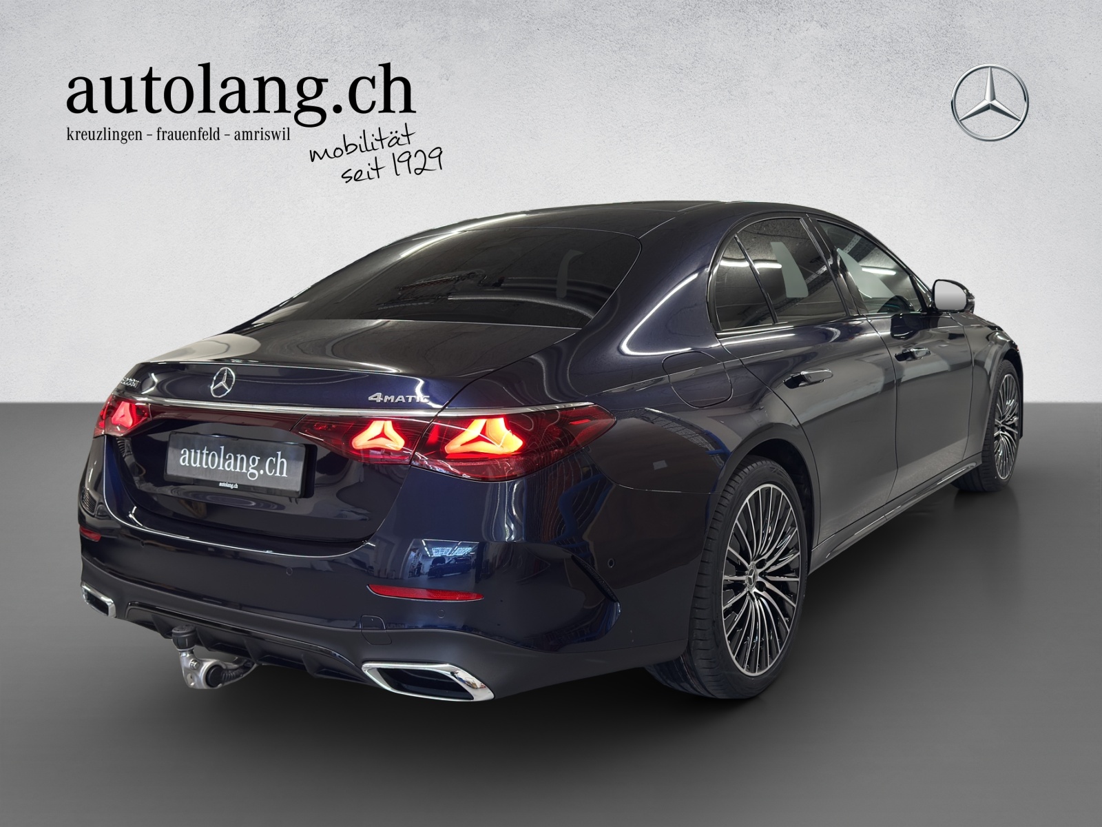 MERCEDES-BENZ E 220 d AMG Line 4Matic-image-4