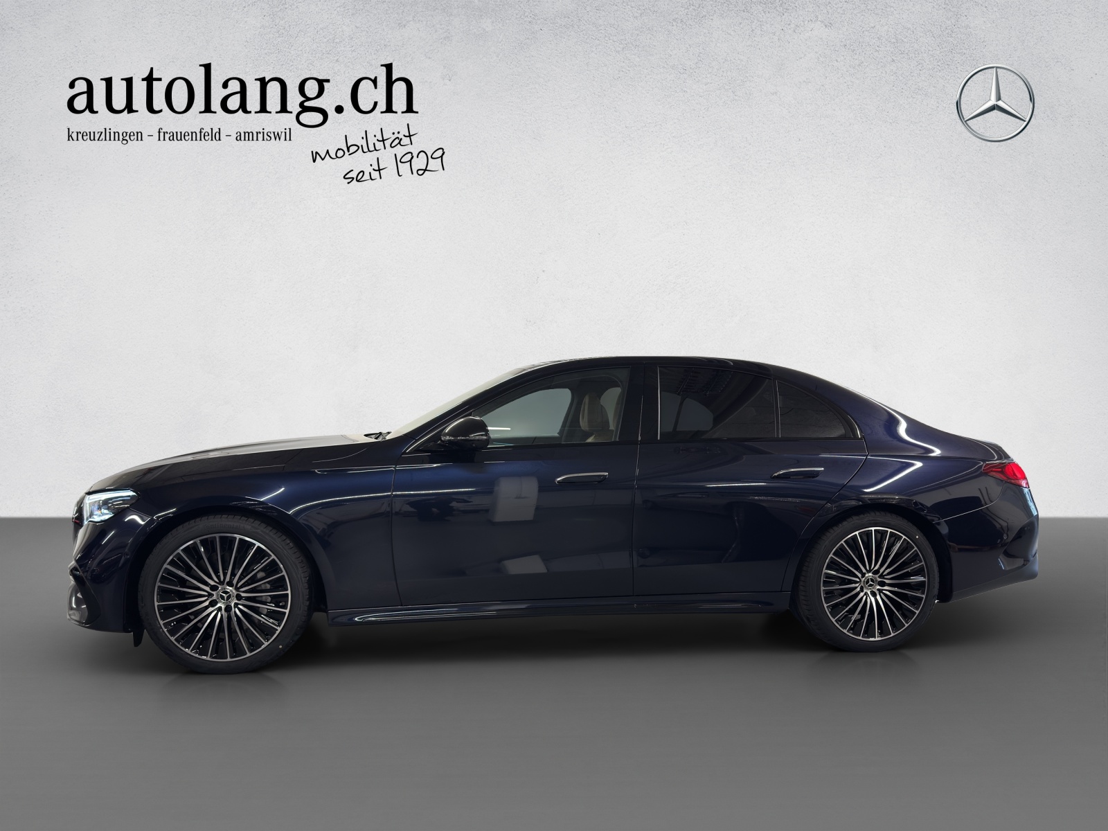 MERCEDES-BENZ E 220 d AMG Line 4Matic-image-2
