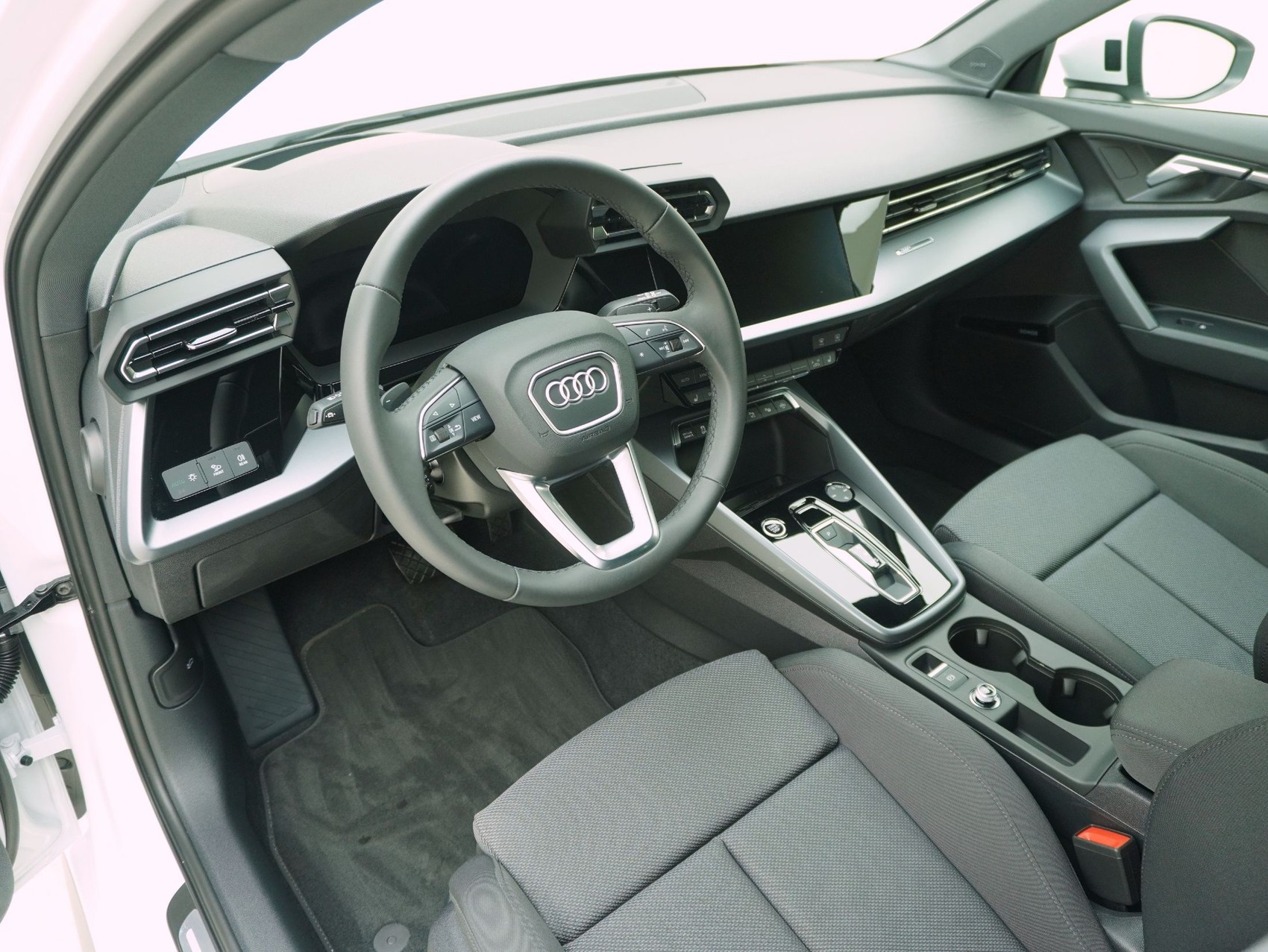 AUDI A3 Sportback 40 TFSI e S line S-Tronic **Audi Werksgarantie bis 04/2030**-image-9