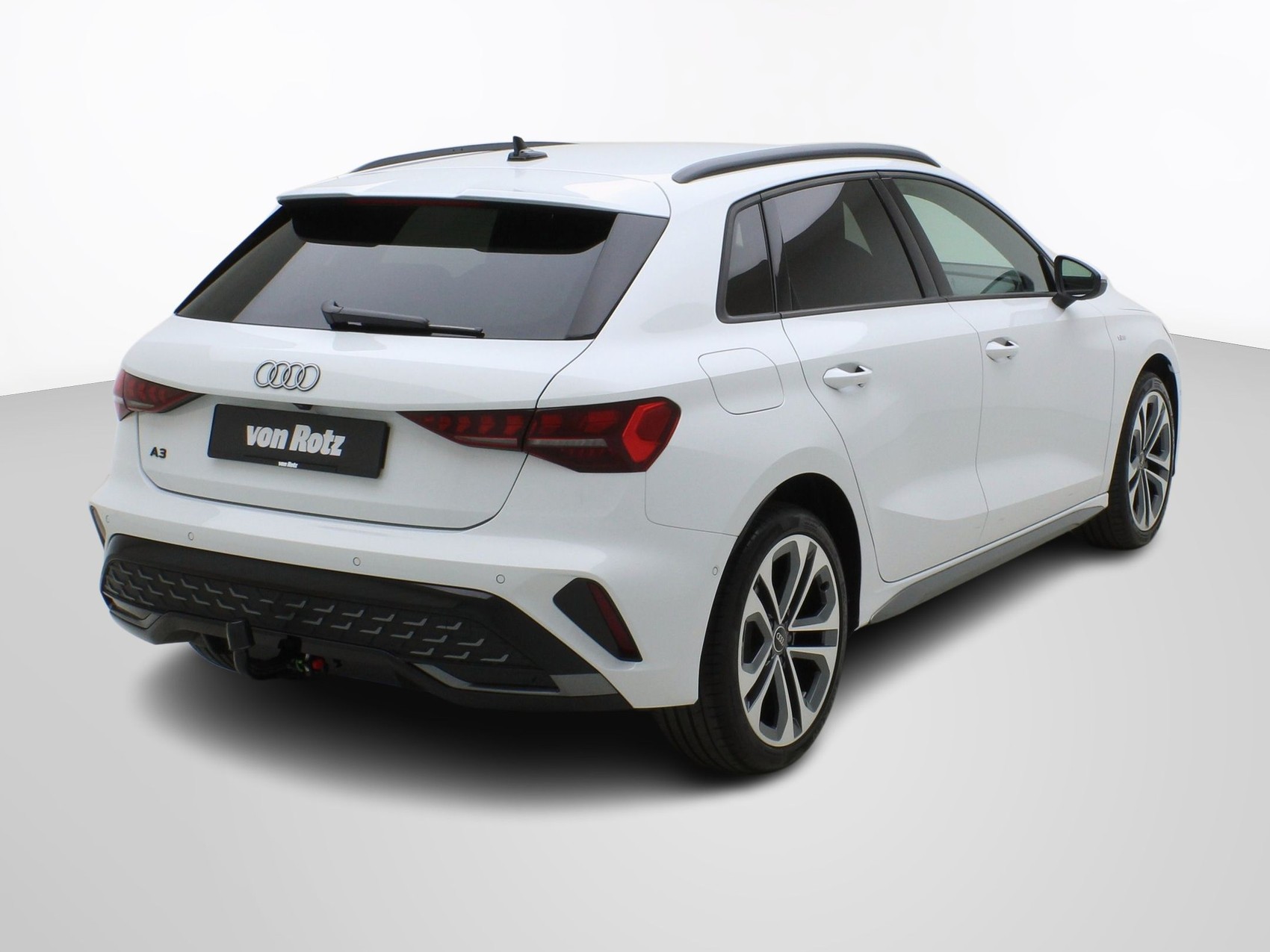 AUDI A3 Sportback 40 TFSI e S line S-Tronic **Audi Werksgarantie bis 04/2030**-image-4