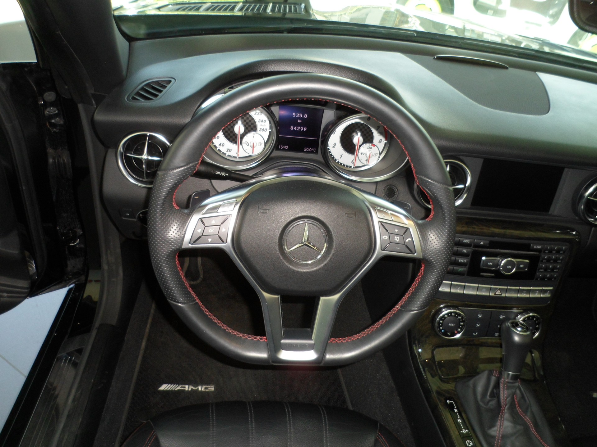MERCEDES-BENZ SLK 200 7G-Tronic AMG Line-image-6
