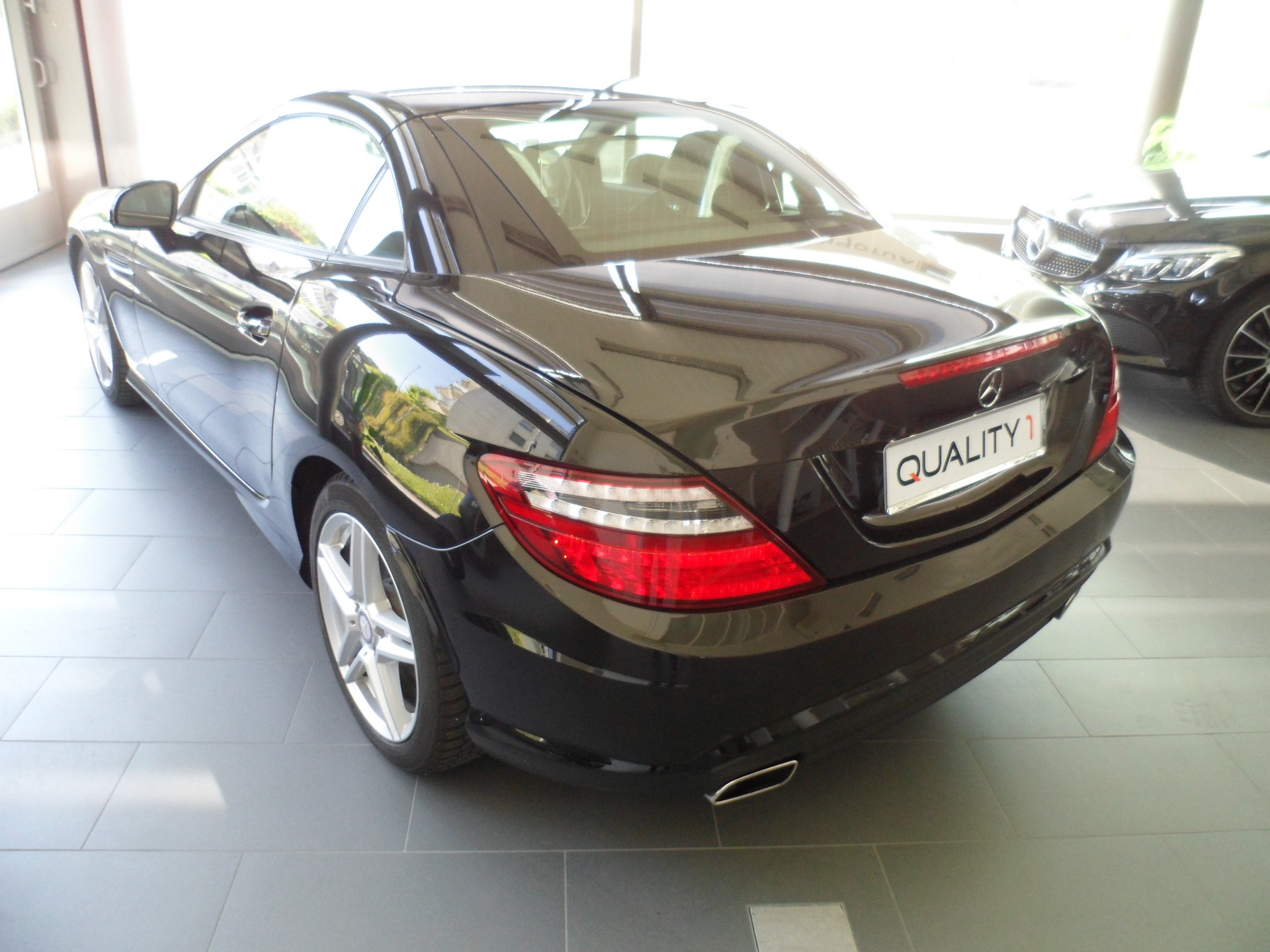 MERCEDES-BENZ SLK 200 7G-Tronic AMG Line-image-11