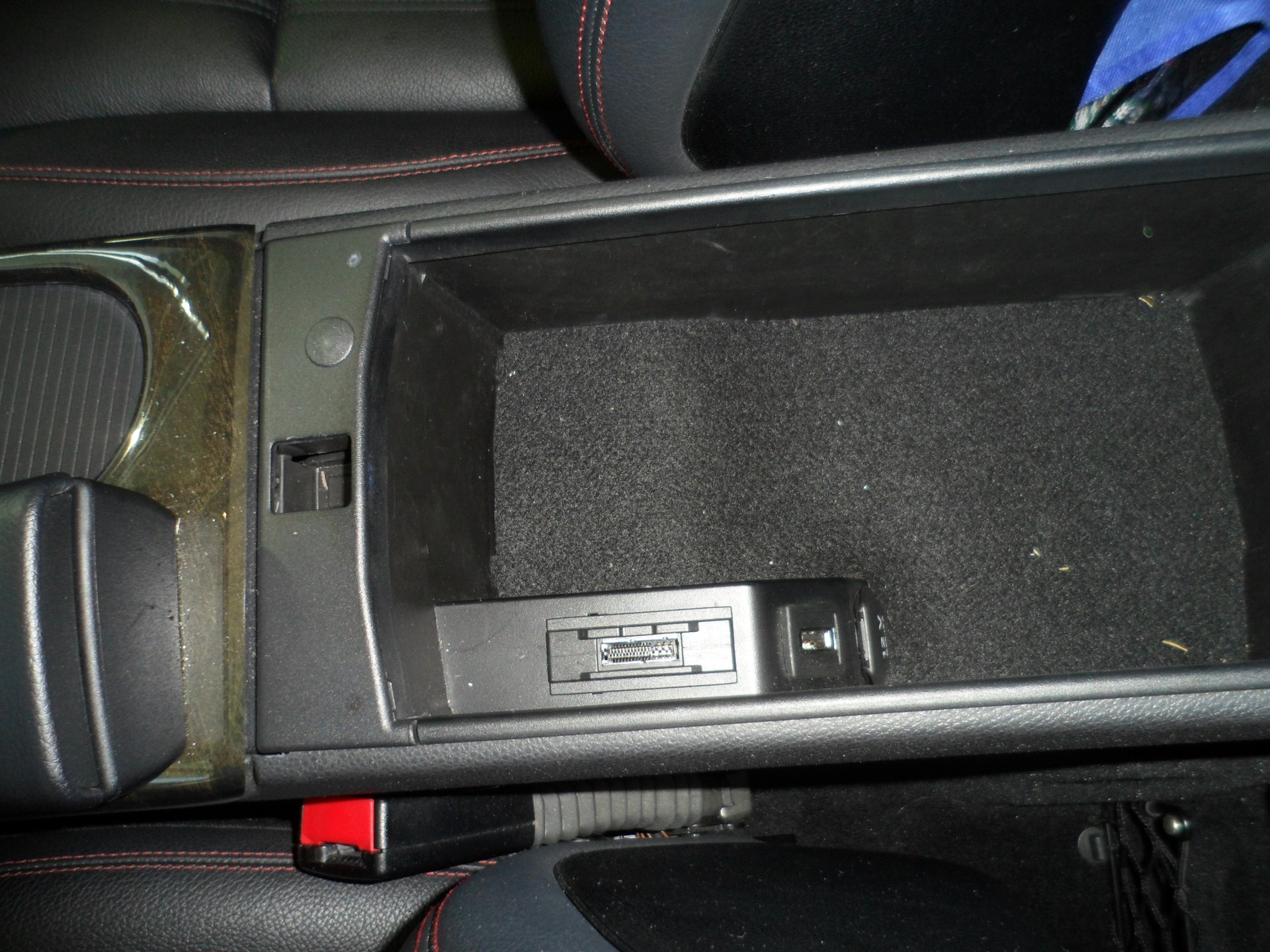MERCEDES-BENZ SLK 200 7G-Tronic AMG Line-image-8