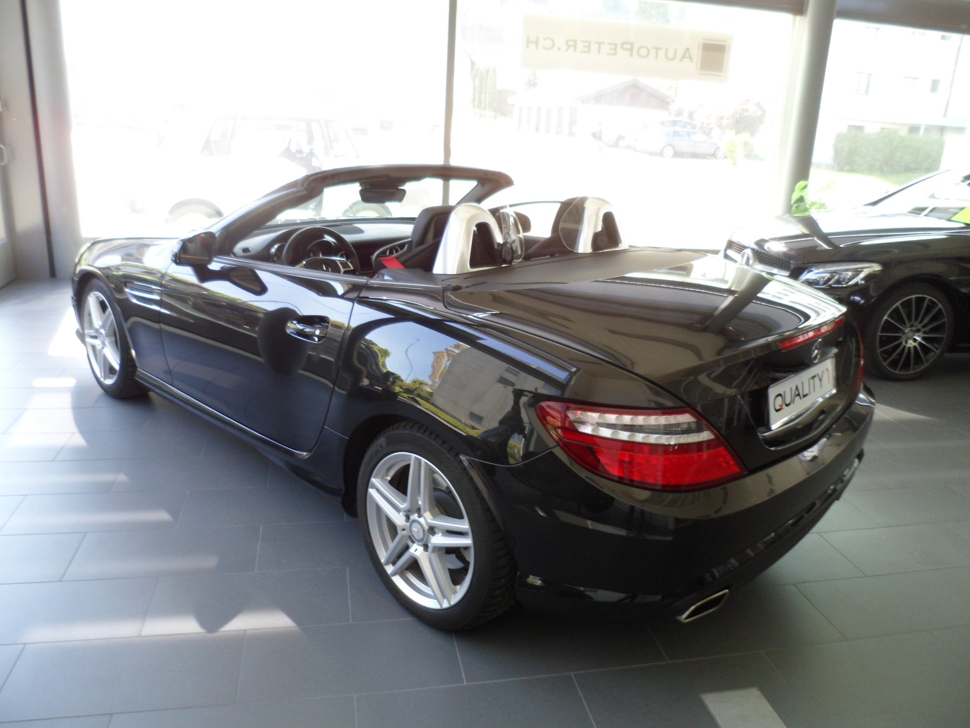 MERCEDES-BENZ SLK 200 7G-Tronic AMG Line-image-3