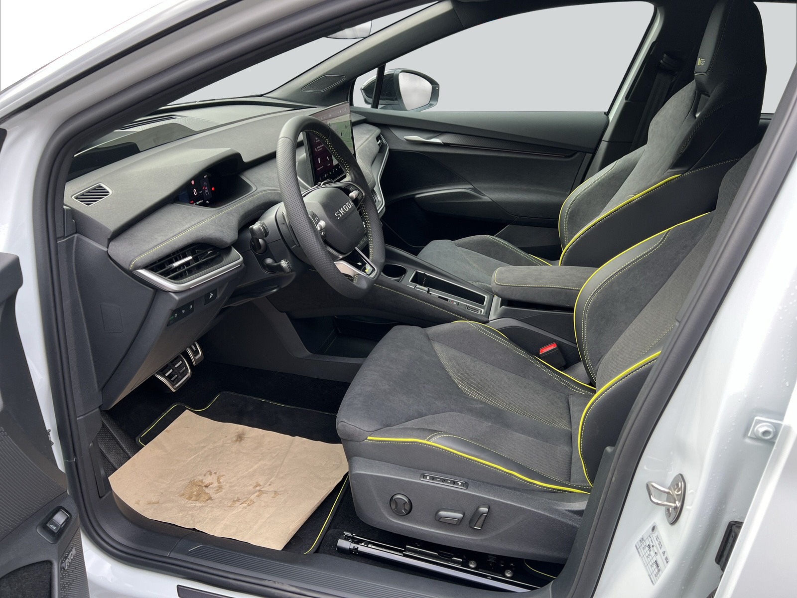 SKODA Elroq RS MAXX 4x4-image-8