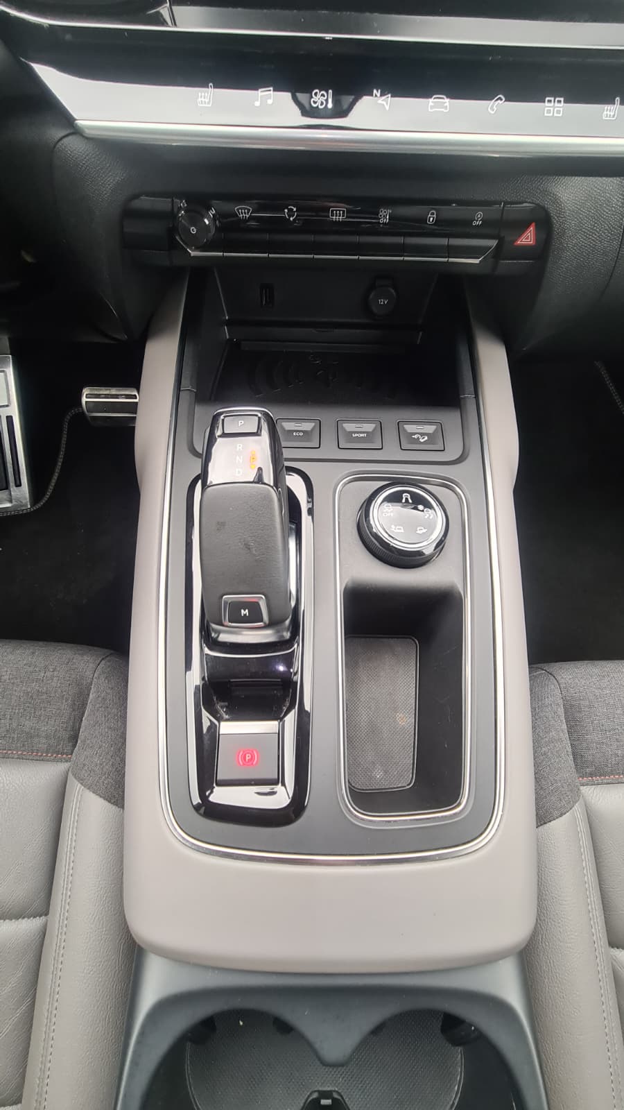 CITROEN C5 Aircross 2.0 BlueHD Shine EAT8 ** 180 PS ** Voll-Leder ** Gr-Navi ** RF-Kamera 360° ** Abstandsregelsysteme ** Ab MFK-image-12
