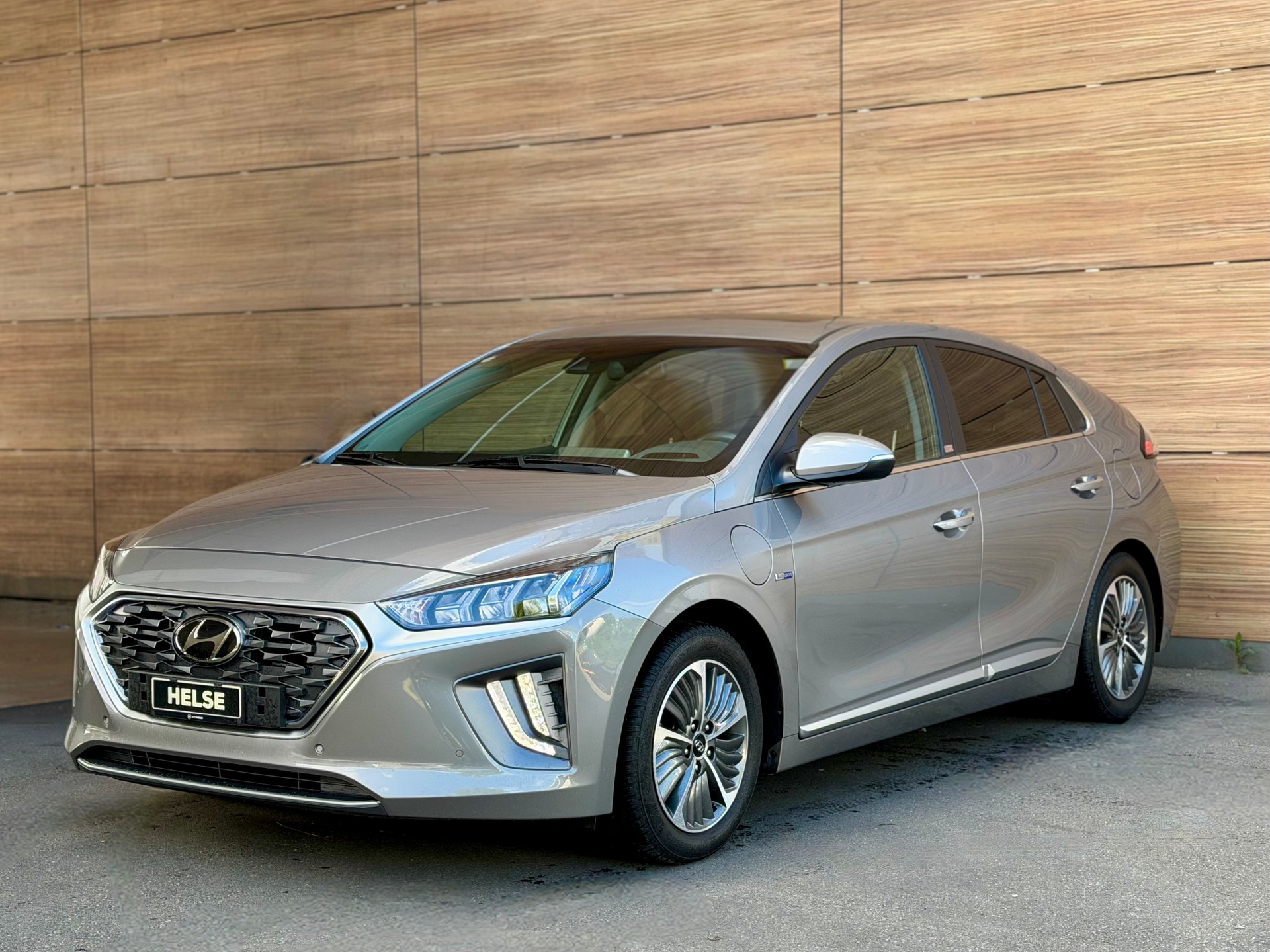 HYUNDAI Ioniq 1.6 GDi Plug in Hybrid Launch Plus DCT