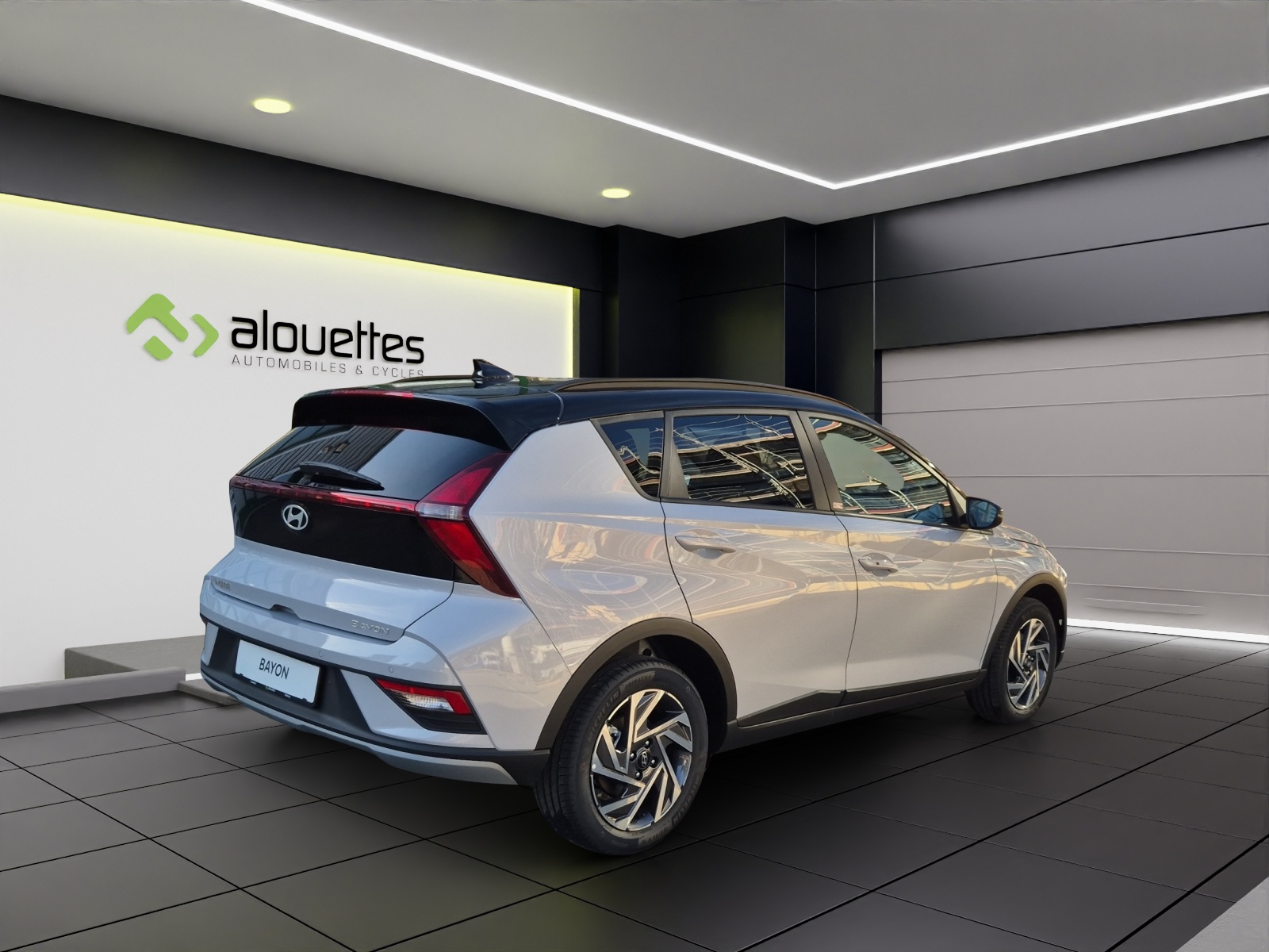 HYUNDAI Bayon 1.0 T-GDi Amplia DCT-showroom-element-2