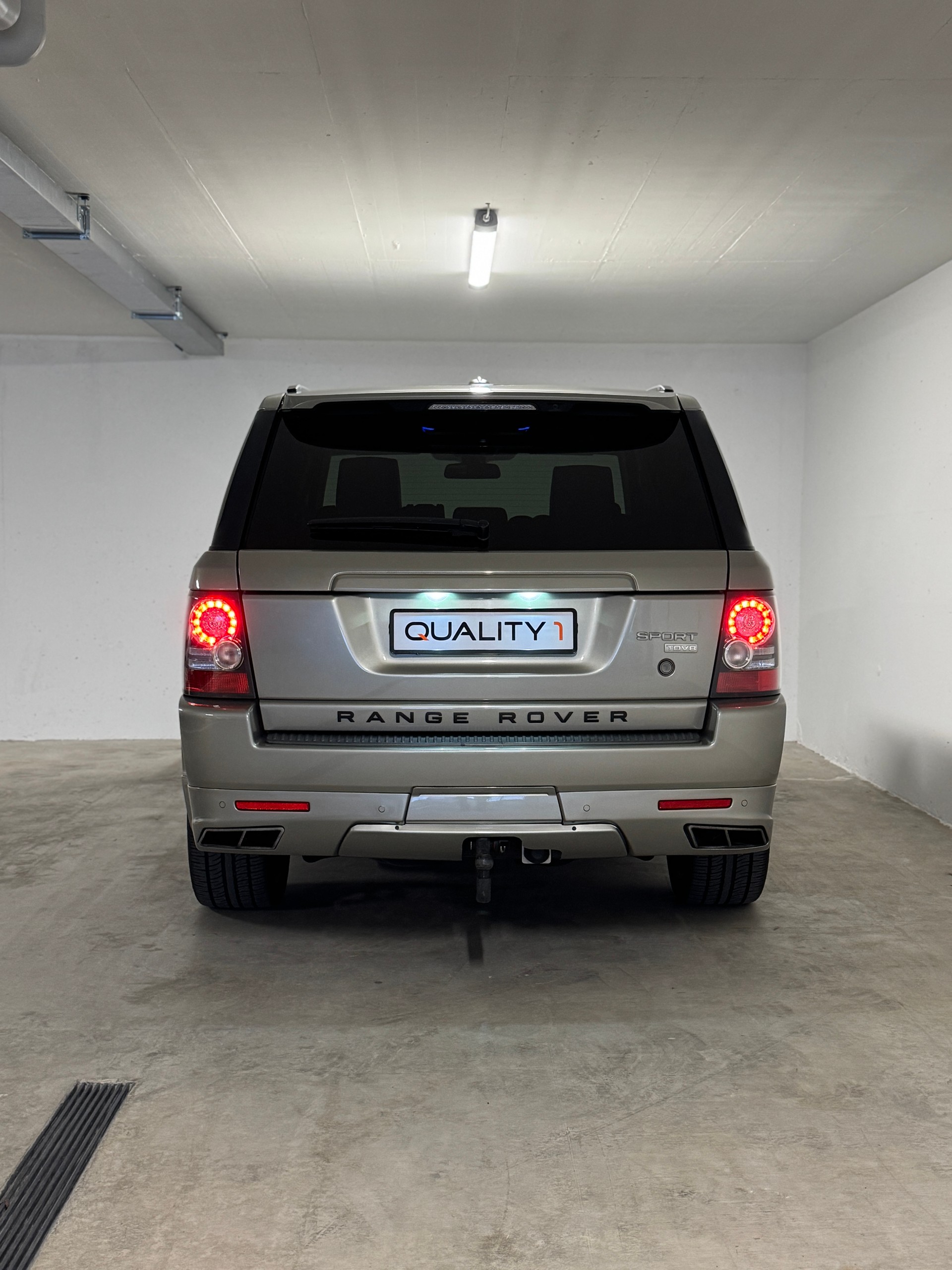LAND ROVER Range Rover Sport TDV8 Autobiography Automatic *AHK* *Vollausstattung*-image-3