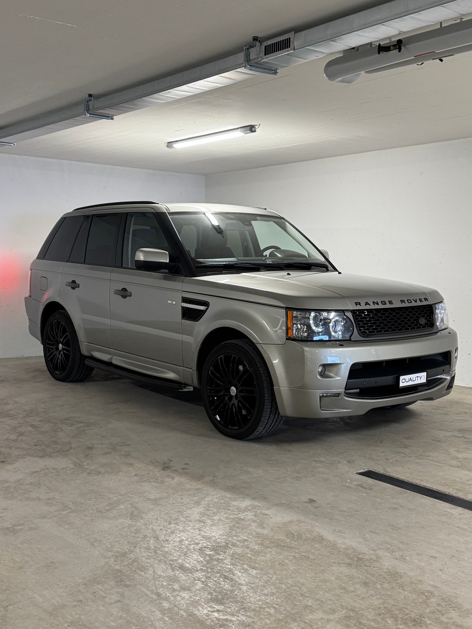 LAND ROVER Range Rover Sport TDV8 Autobiography Automatic *AHK* *Vollausstattung*-image-2