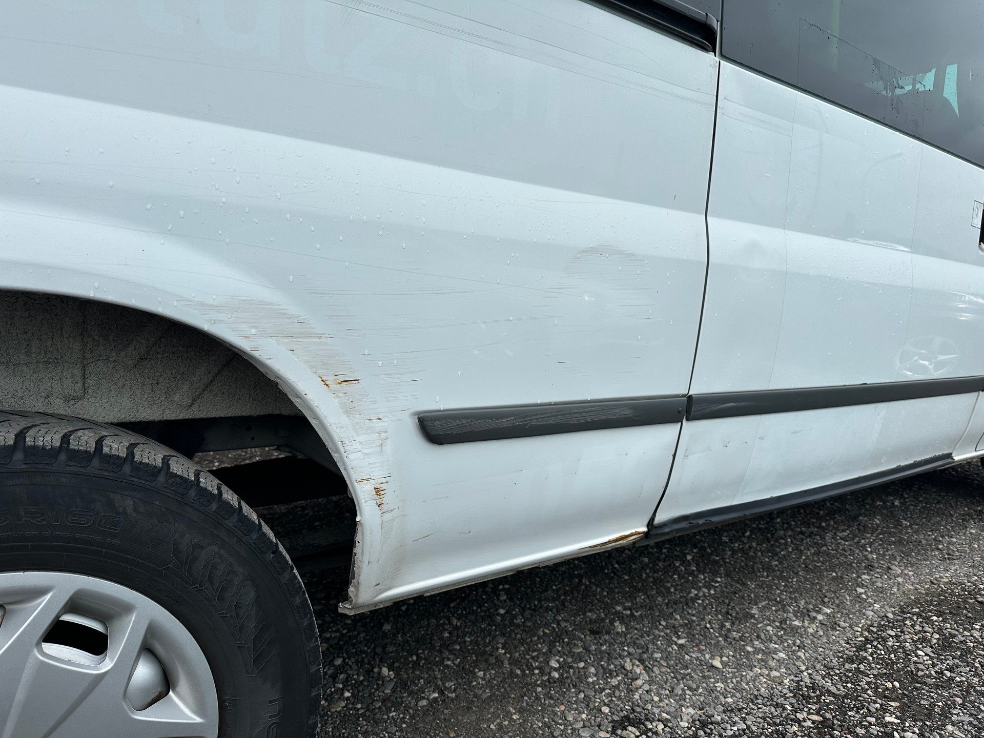 FORD Transit-image-3