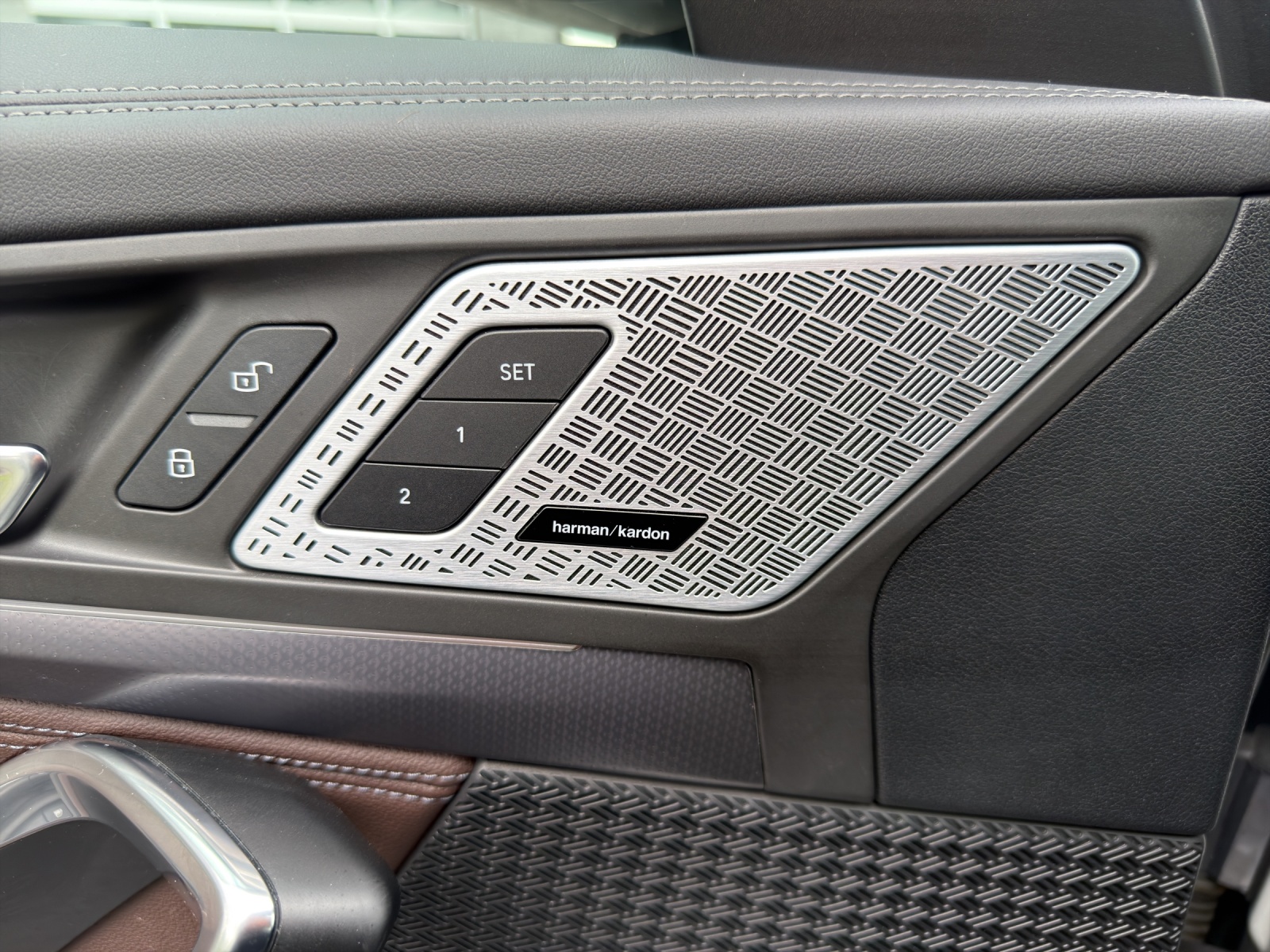 BMW X1 sDrive 18d M Sport-image-16
