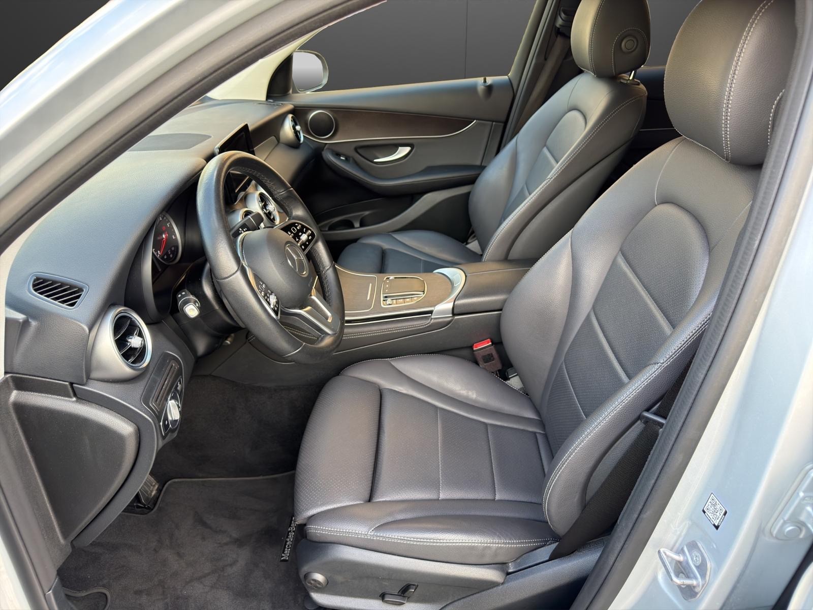 MERCEDES-BENZ GLC 220 d 4Matic 9G-Tronic-image-10