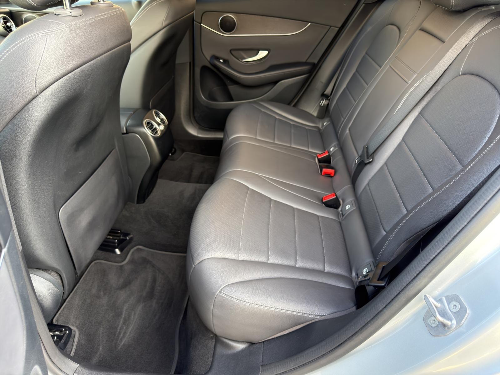 MERCEDES-BENZ GLC 220 d 4Matic 9G-Tronic-image-11