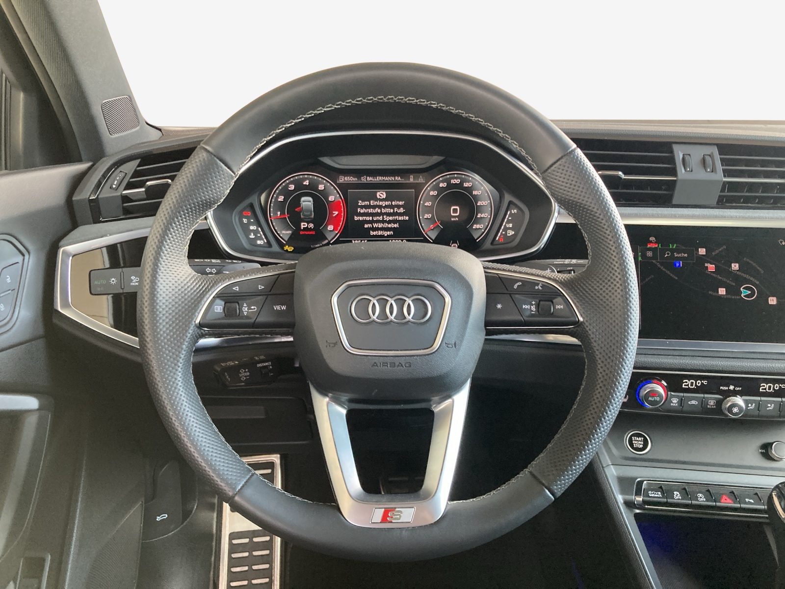 AUDI Q3 Sportback 40 TFSI S line quattro S-tronic-image-9