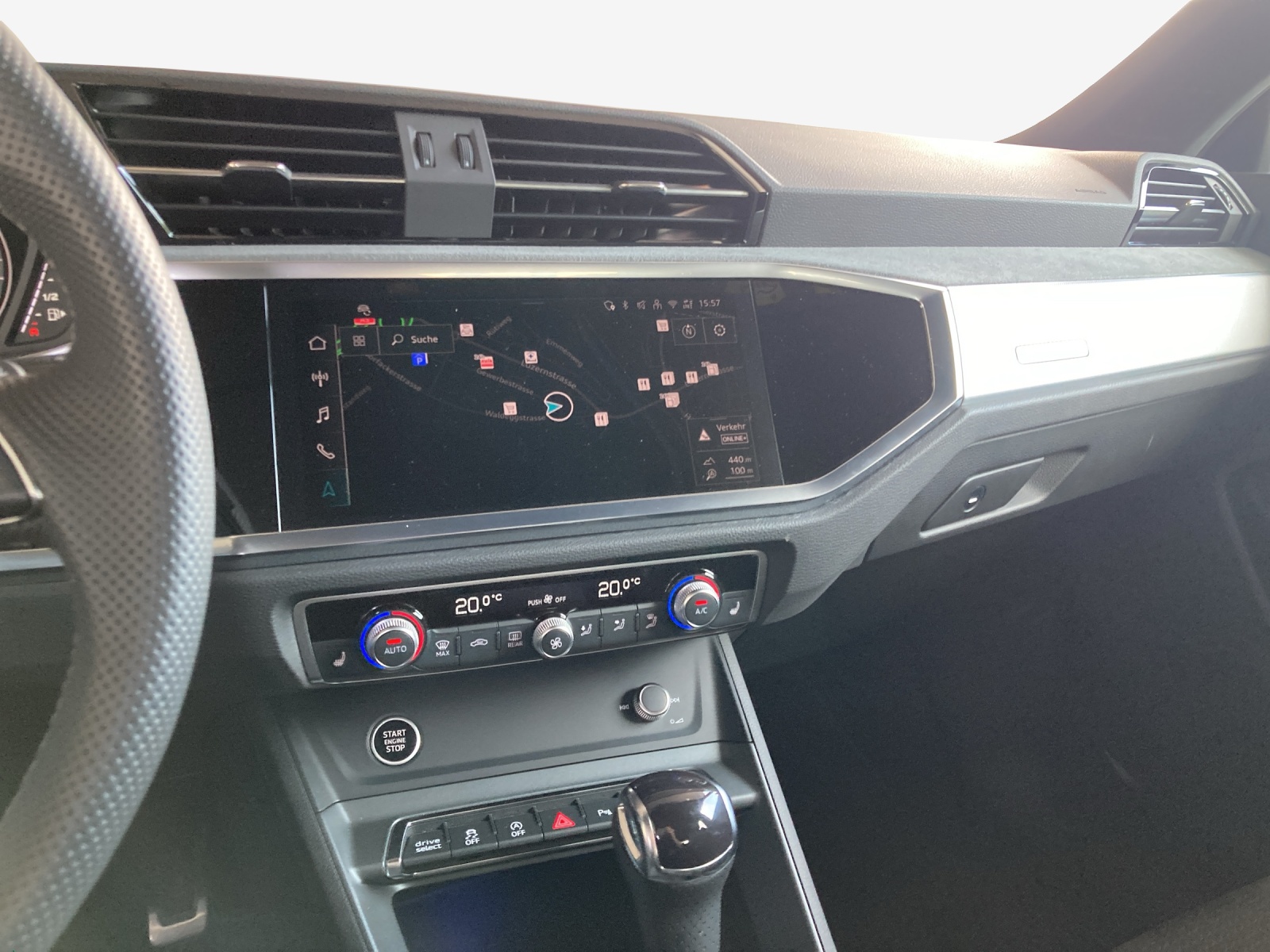 AUDI Q3 Sportback 40 TFSI S line quattro S-tronic-image-10